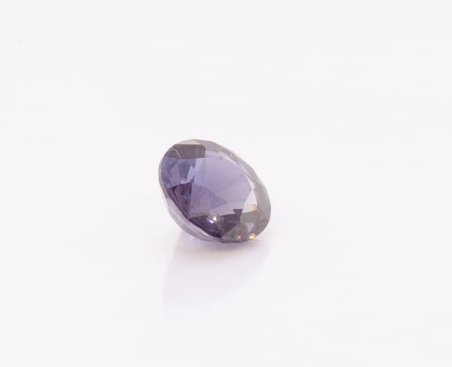 0.8ct Purple Spinel VVS Oval Shape (5.5x3.5x0 mm) Unheated gemstone from Sri Lanka