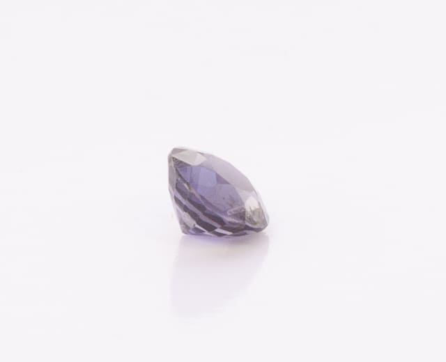 0.8ct Purple Spinel VVS Oval Shape (5.5x3.5x0 mm) Unheated gemstone from Sri Lanka