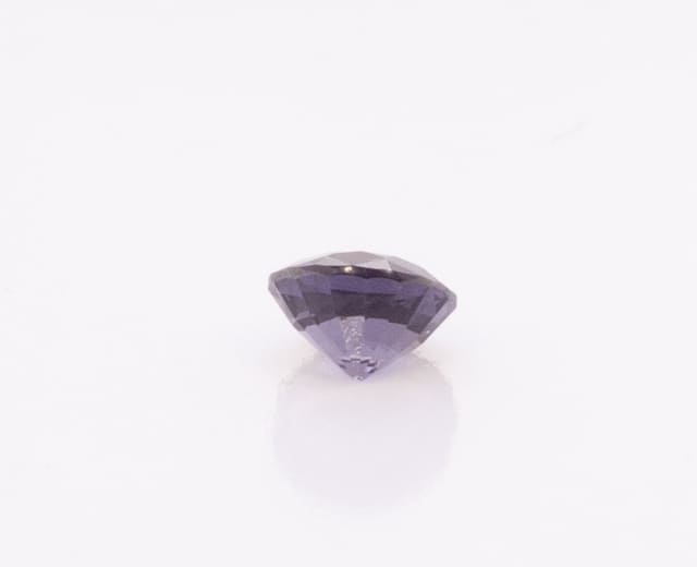 0.8ct Purple Spinel VVS Oval Shape (5.5x3.5x0 mm) Unheated gemstone from Sri Lanka