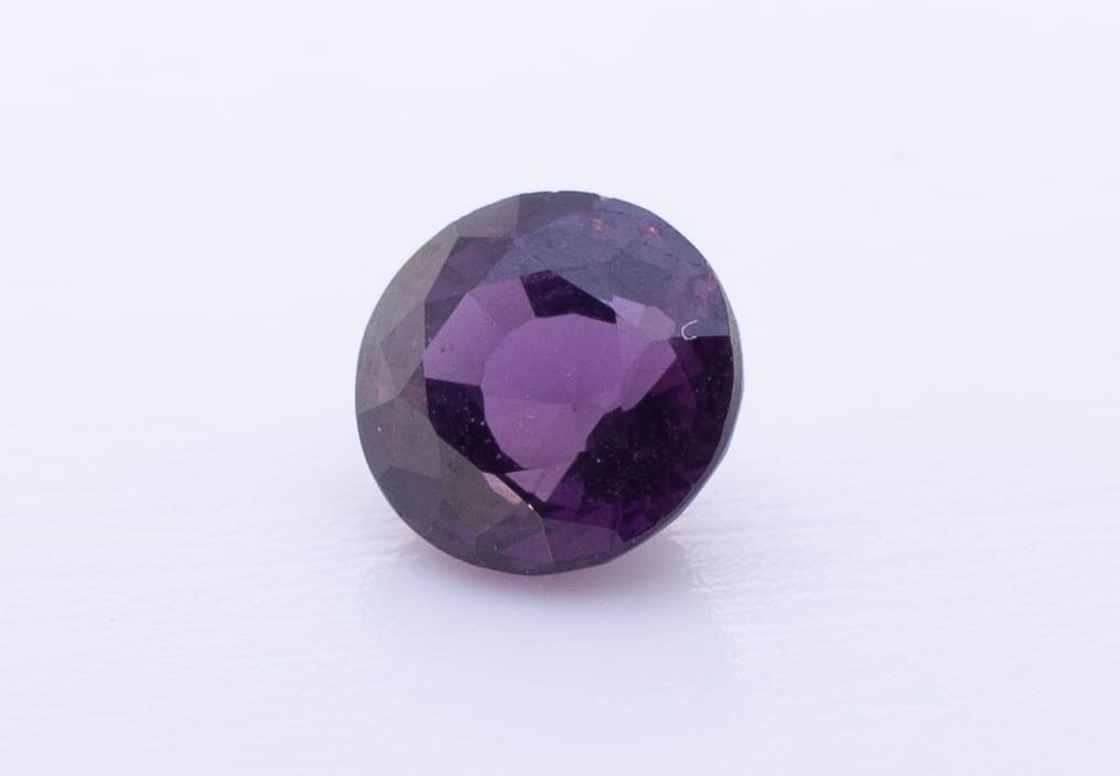 1ct Purple Spinel VVS Round Shape (5.9x3.5x0 mm) Unheated gemstone from Sri Lanka