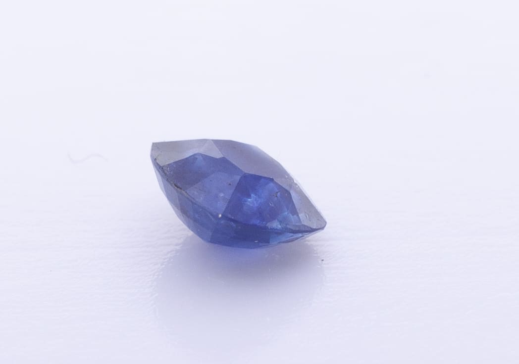 1.1ct Blue Sapphire SI1 Asscher Shape (6x5.7x3.4 mm) Unheated gemstone from Sri Lanka