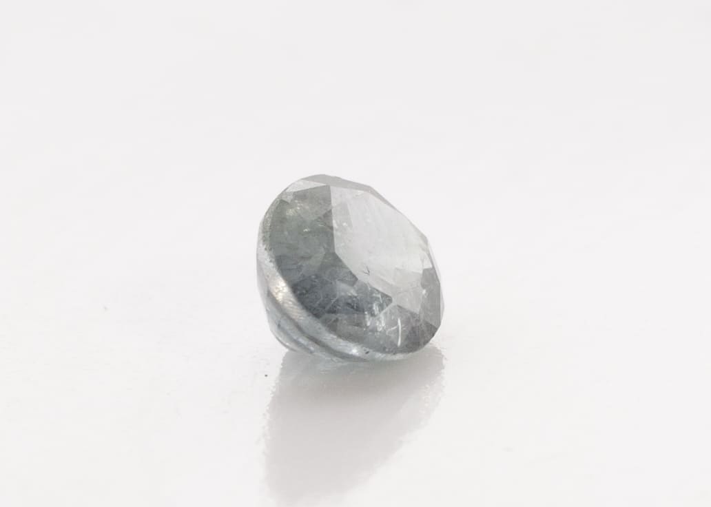 0.9ct White Spinel SI1 Oval Shape (6.7x5x3.5 mm) Unheated gemstone from Sri Lanka