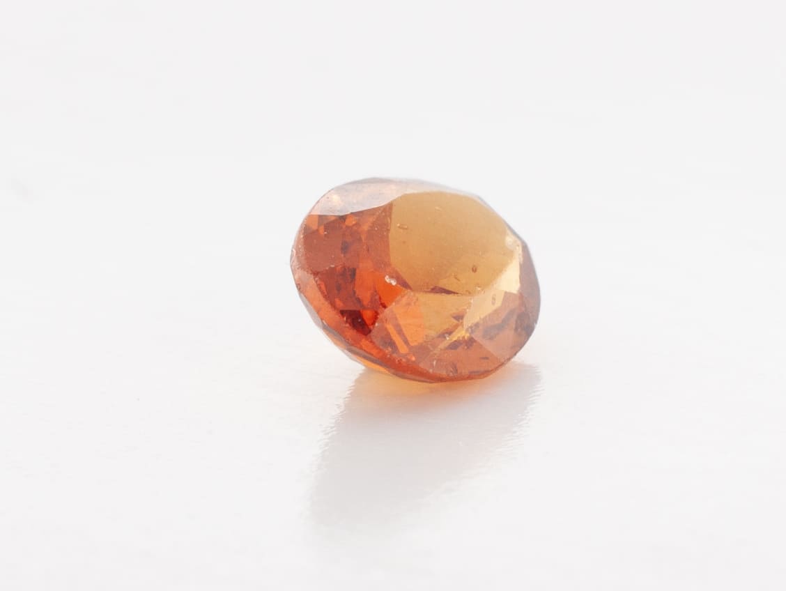 1.45ct Orange Citrine VVS Oval Shape (7.8x6x3.6 mm) Unheated gemstone from Sri Lanka