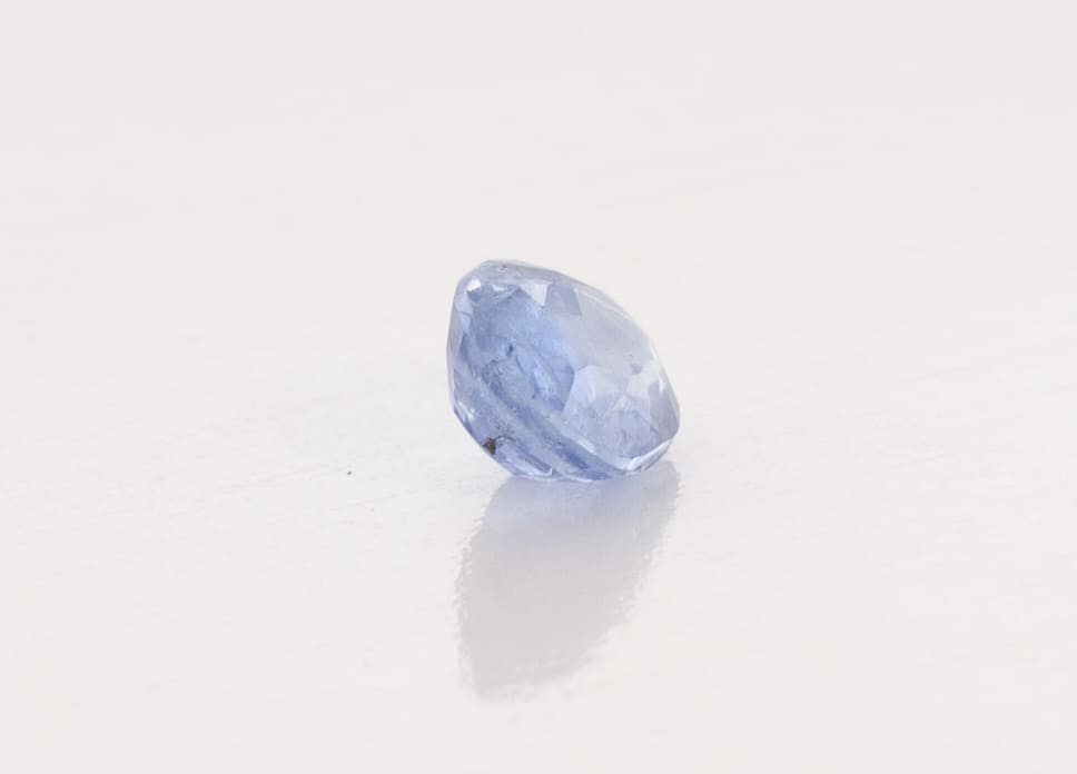 0.6ct Blue Sapphire VVS Oval Shape (5.8x4x2.5 mm) Unheated gemstone from Sri Lanka