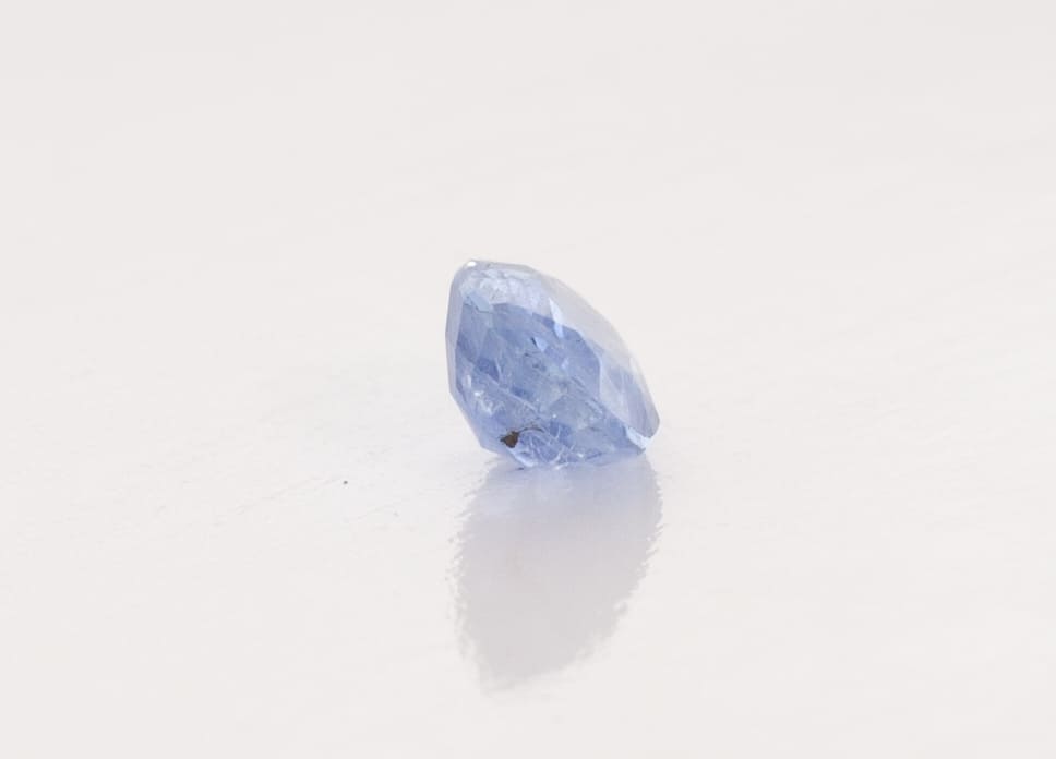 0.6ct Blue Sapphire VVS Oval Shape (5.8x4x2.5 mm) Unheated gemstone from Sri Lanka