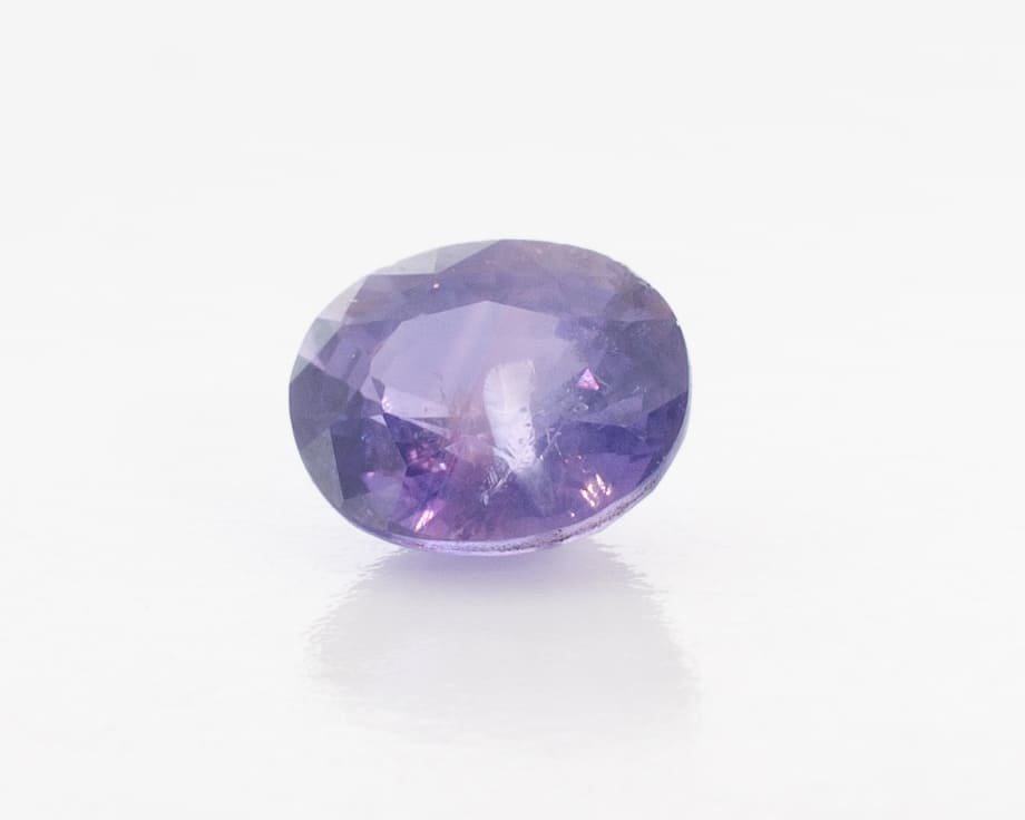 1.05ct Purple Sapphire Feather Oval Shape (6.1x5.4x3.8 mm) Unheated gemstone from Sri Lanka