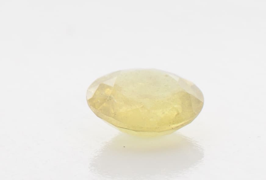 1.1ct Yellow Sapphire Cloud Round Shape (6.6x2.7x0 mm) Unheated gemstone from Sri Lanka