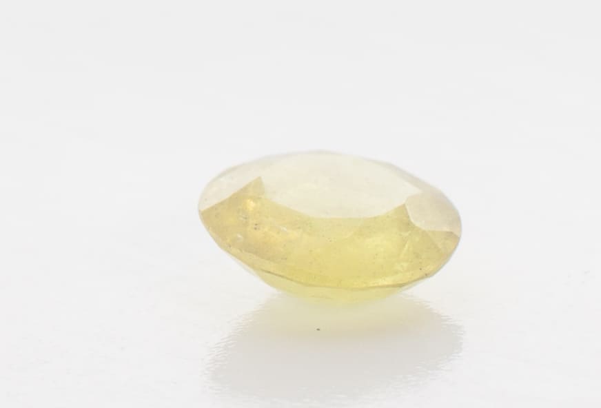 1.1ct Yellow Sapphire Cloud Round Shape (6.6x2.7x0 mm) Unheated gemstone from Sri Lanka