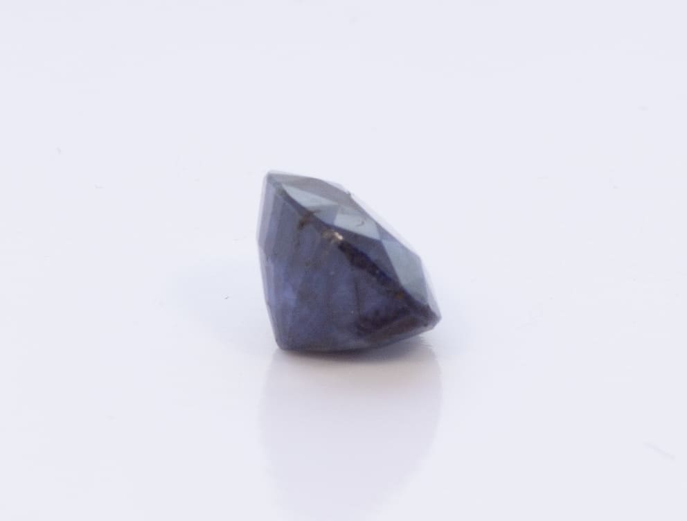 6.5ct Blue Sapphire VVS Oval Shape (11x9.6x7 mm) Heated gemstone from Sri Lanka