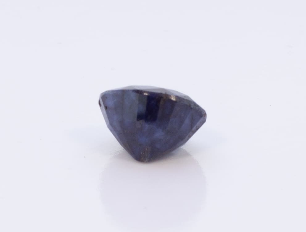 6.5ct Blue Sapphire VVS Oval Shape (11x9.6x7 mm) Heated gemstone from Sri Lanka