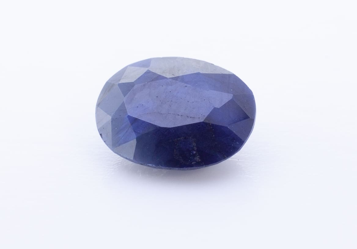 1ct Dark Slate Blue Sapphire Tooth decay Oval Shape (8.8x6.9x4 mm) Unheated gemstone from Sri Lanka