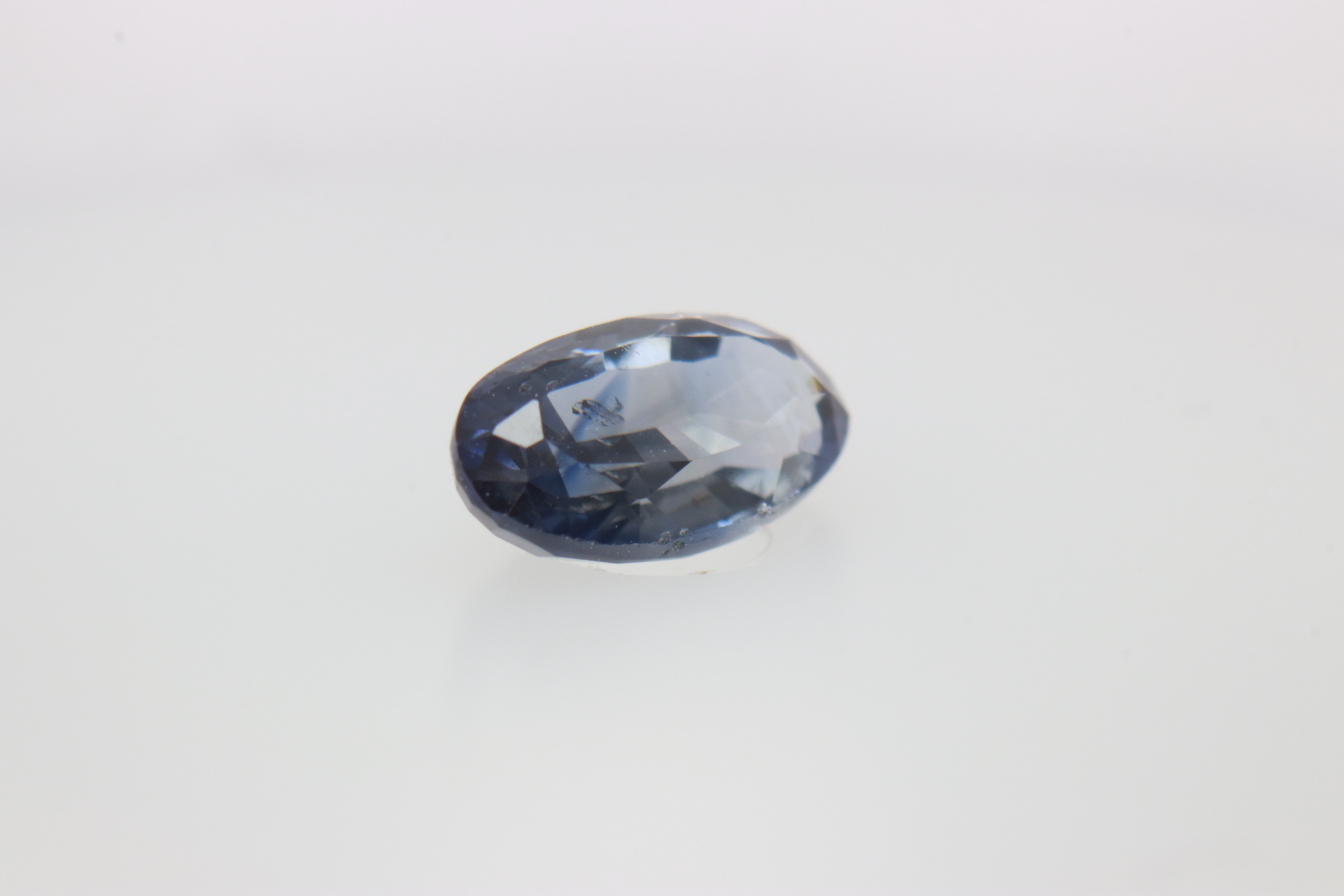 0.5ct Dodger Blue Spinel VVS1 Oval Shape (7.6x4.1x2.8 mm) Unheated gemstone from Sri Lanka