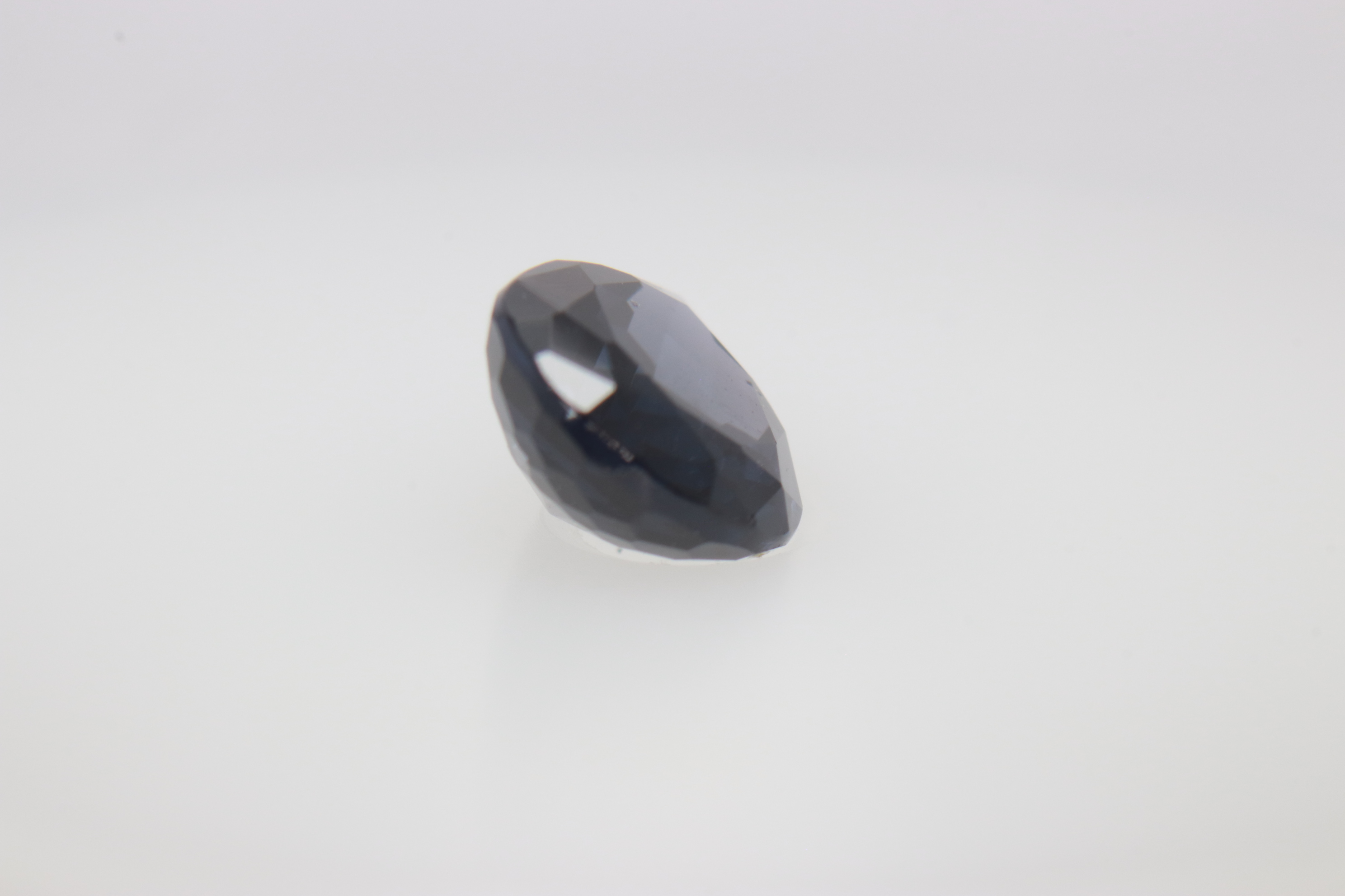 1.4ct Dark Blue Spinel SI1 Pear Shape (6x7.9x3.3 mm) Unheated gemstone from Sri Lanka