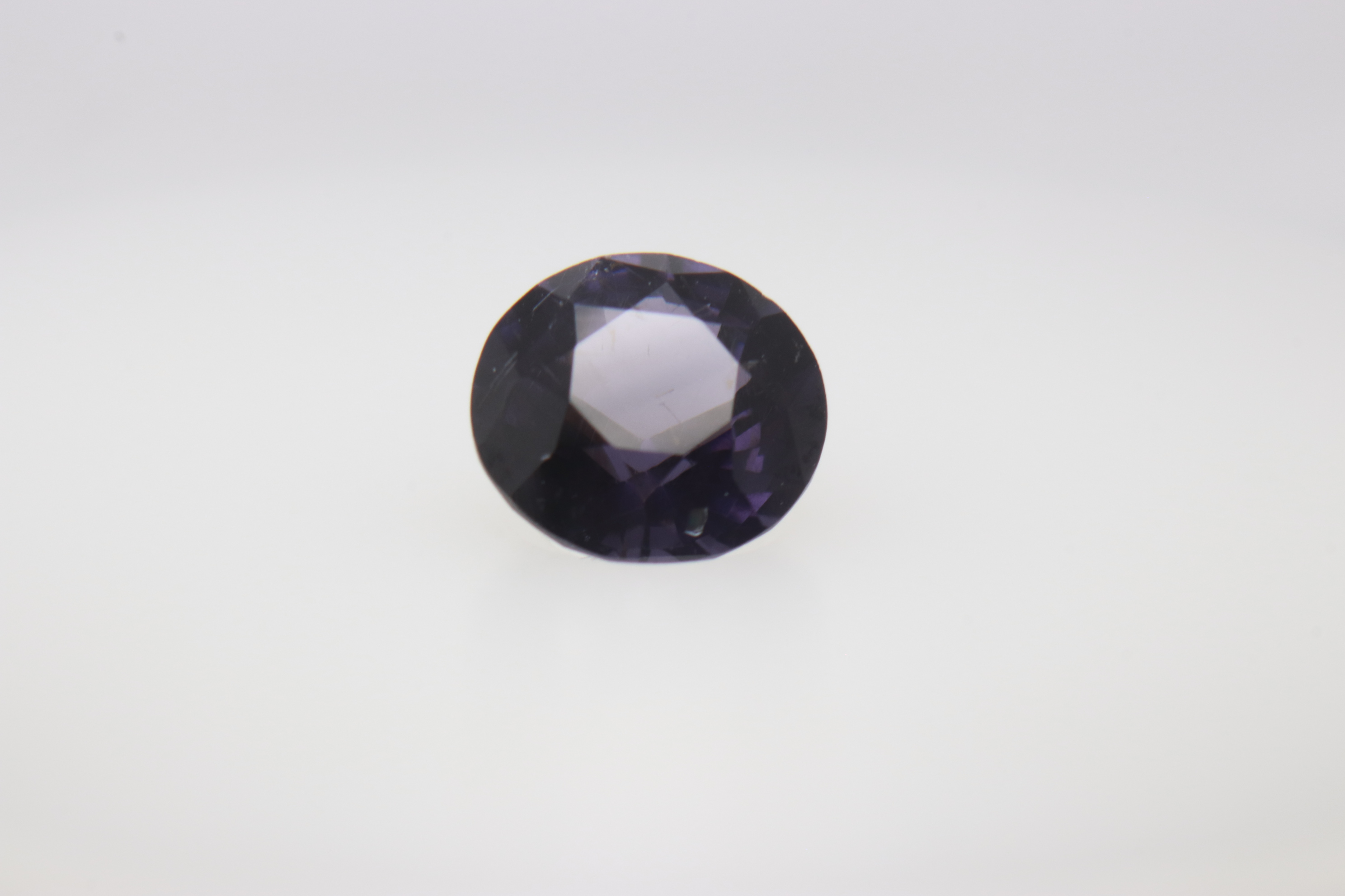 0.8ct Cobolt Spinel Vs Round Shape (0x5.7x4.1 mm) Unheated gemstone from Sri Lanka