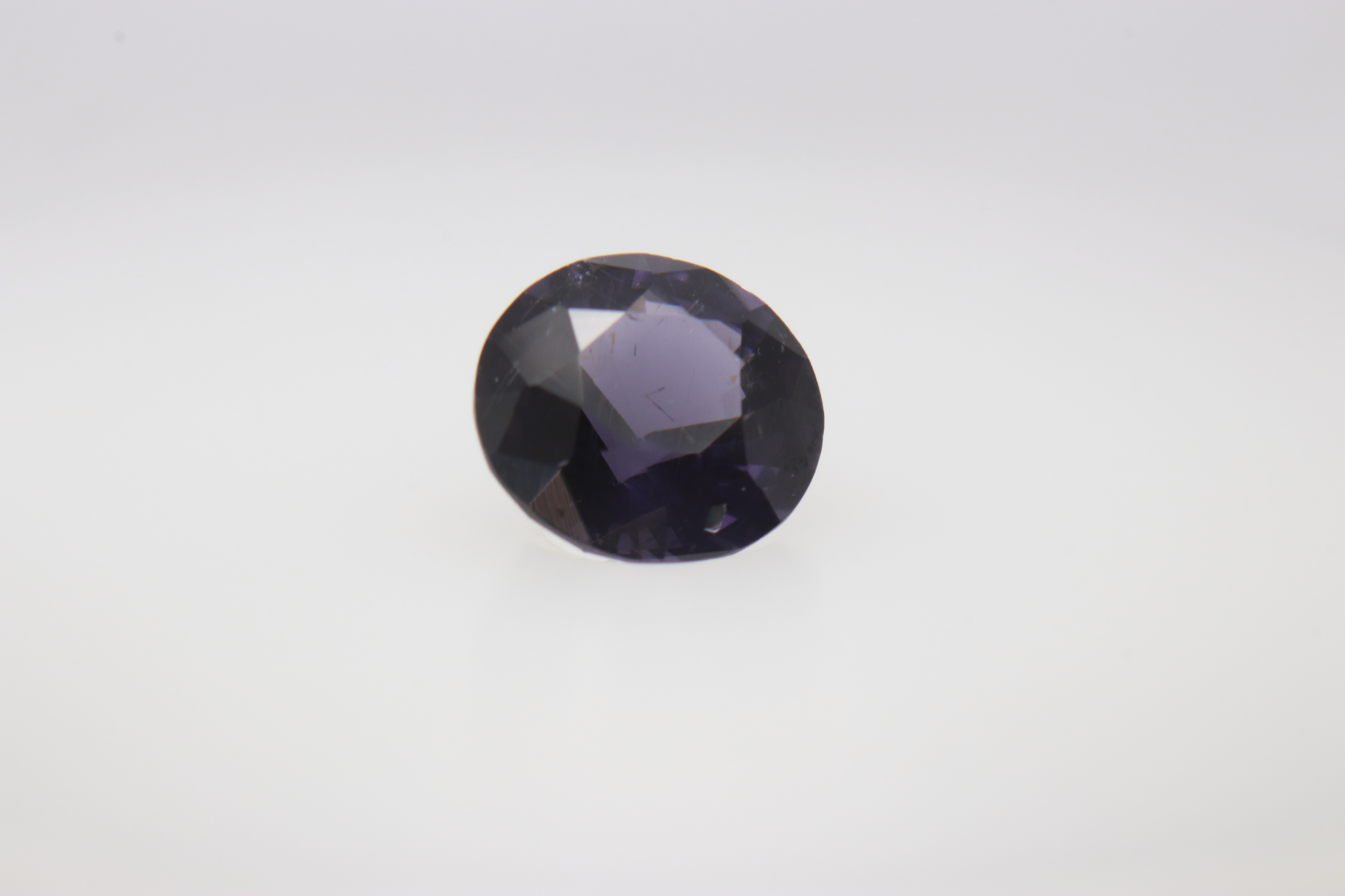 0.8ct Cobolt Spinel Vs Round Shape (0x5.7x4.1 mm) Unheated gemstone from Sri Lanka