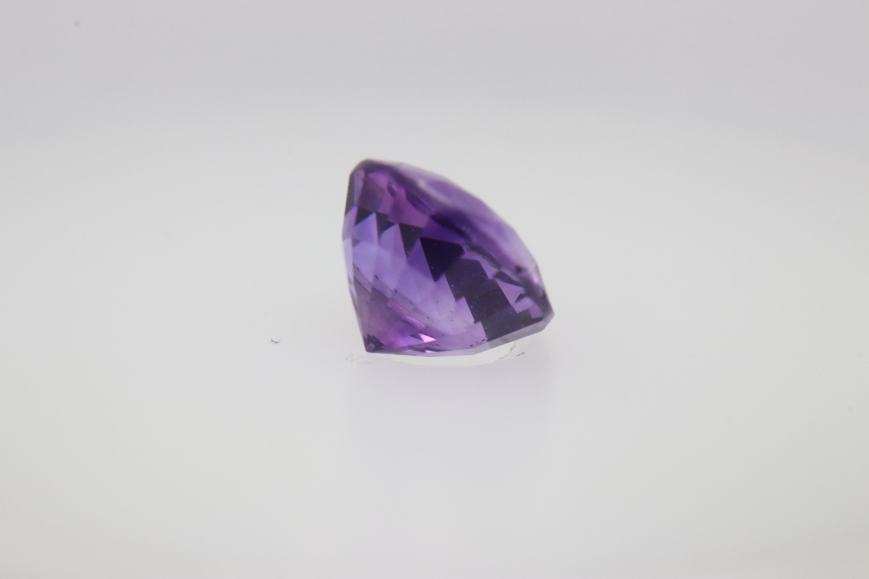 1.1ct Purple Spinel VVS Round Shape (0x6.2x4.5 mm) Unheated gemstone from Sri Lanka