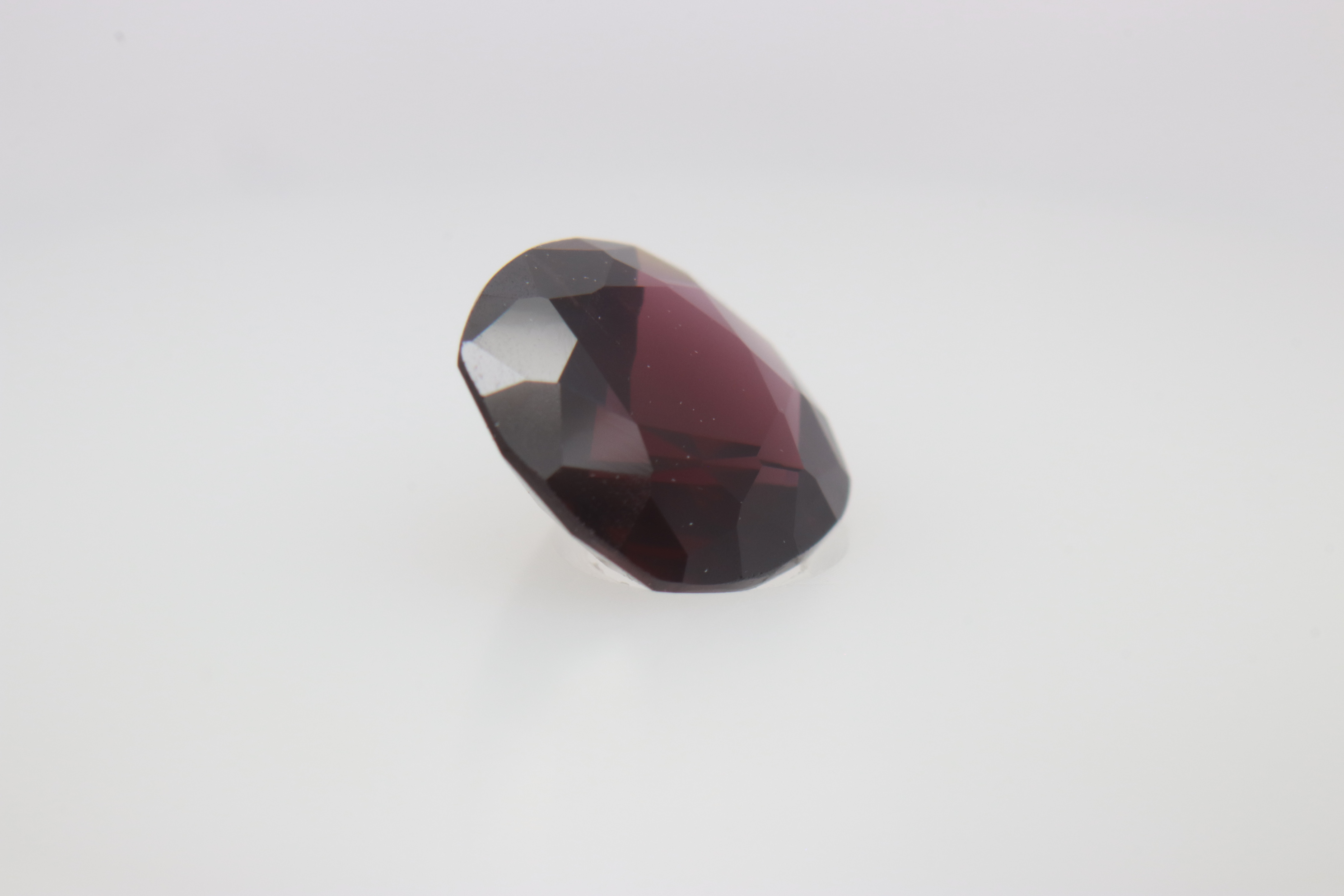 1.1ct Dark Red Spinel VVS1 Princess Shape (6.6x6.5x3.3 mm) Unheated gemstone from Sri Lanka