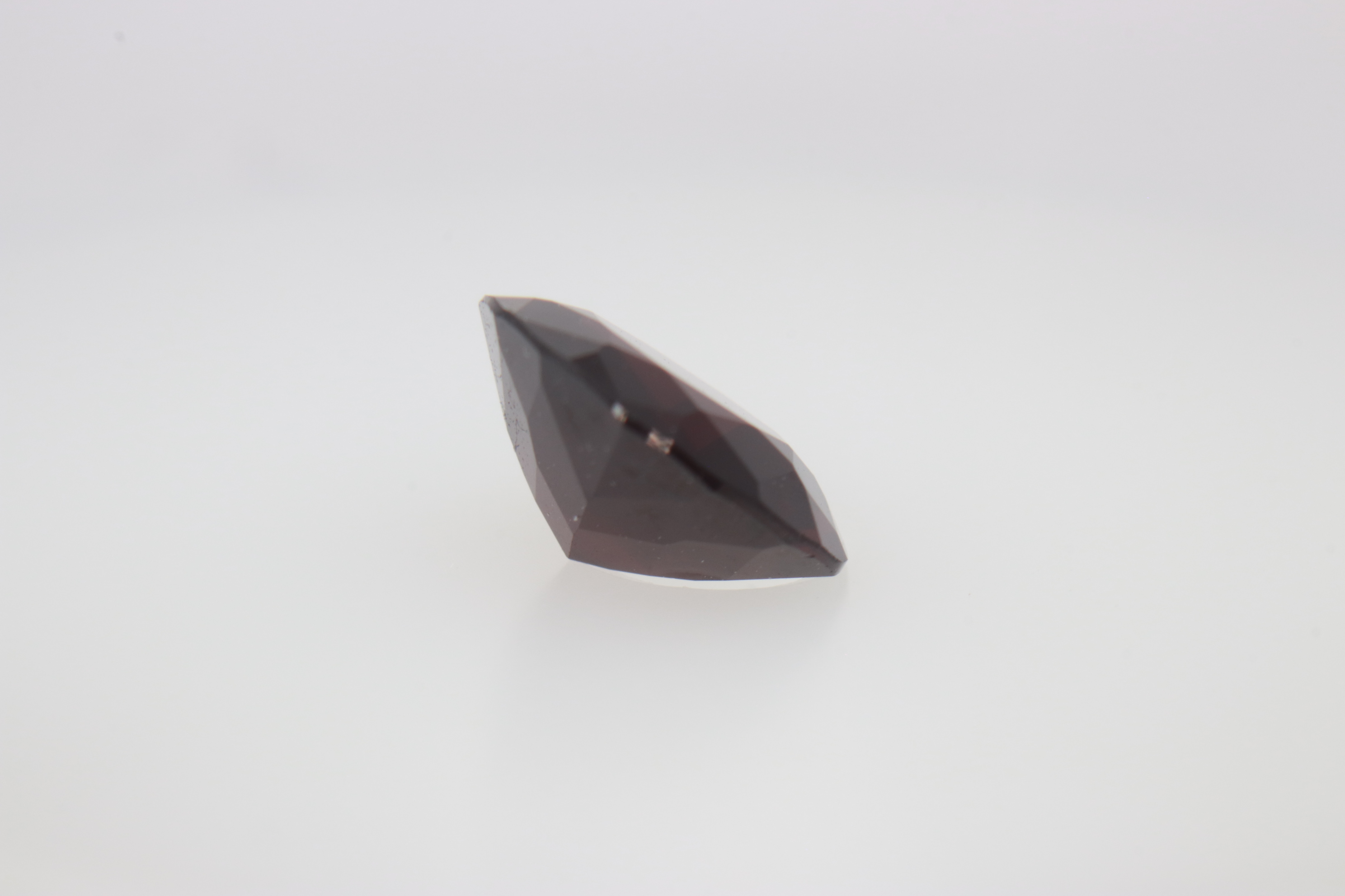 1.1ct Dark Red Spinel VVS1 Princess Shape (6.6x6.5x3.3 mm) Unheated gemstone from Sri Lanka