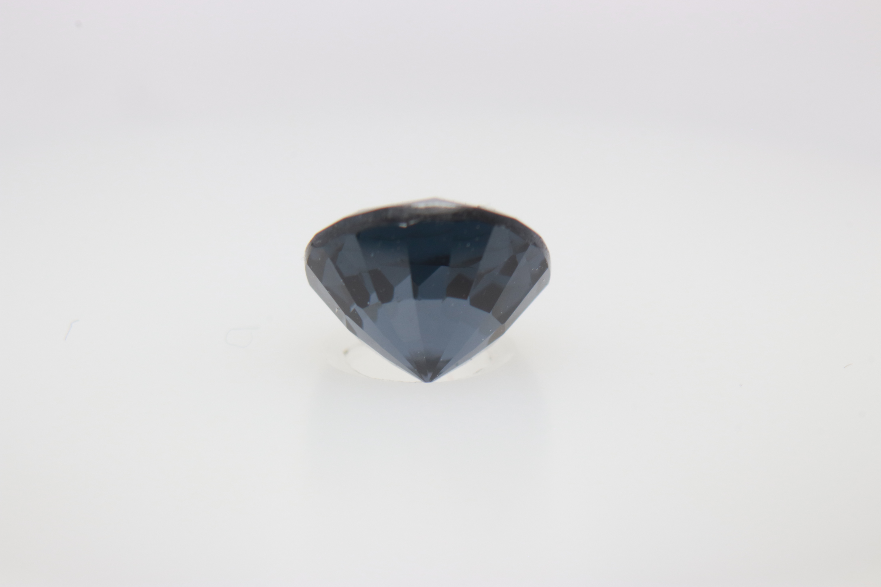 1.1ct Cobolt Spinel VVS Round Shape (0x5.9x4.1 mm) Unheated gemstone from Sri Lanka