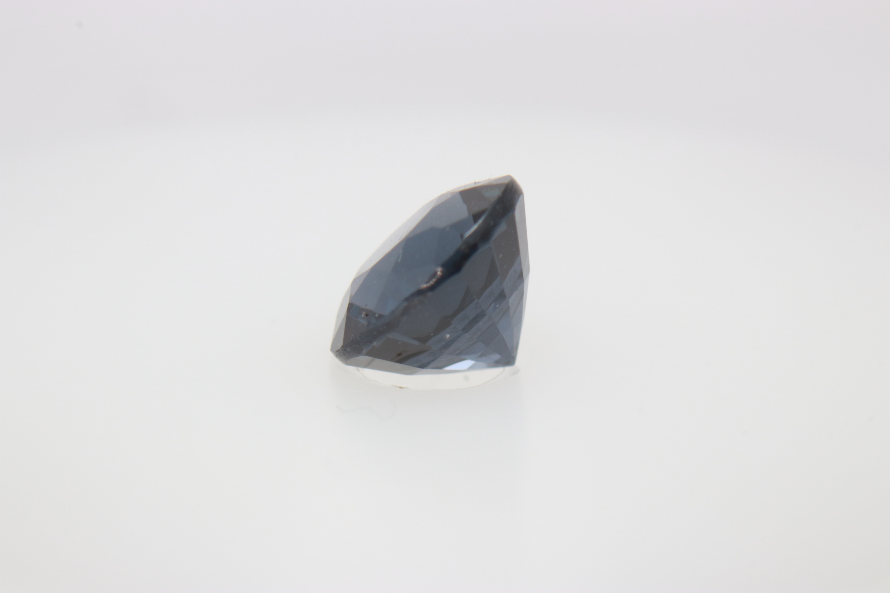 1.1ct Cobolt Spinel VVS Round Shape (0x5.9x4.1 mm) Unheated gemstone from Sri Lanka