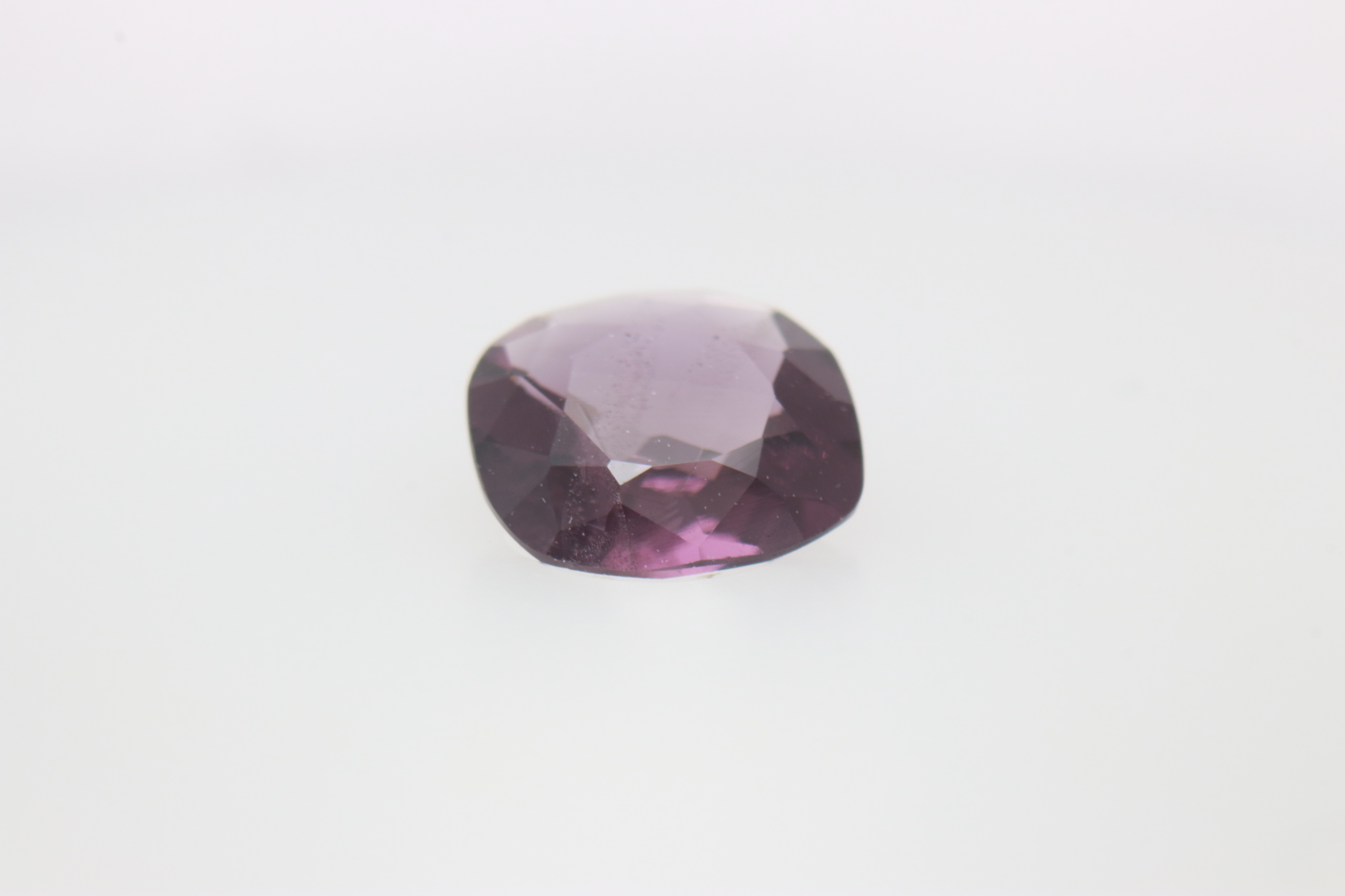 0.8ct Purple Spinel Vs1 Round Shape (0x6.1x2.4 mm) Unheated gemstone from Sri Lanka
