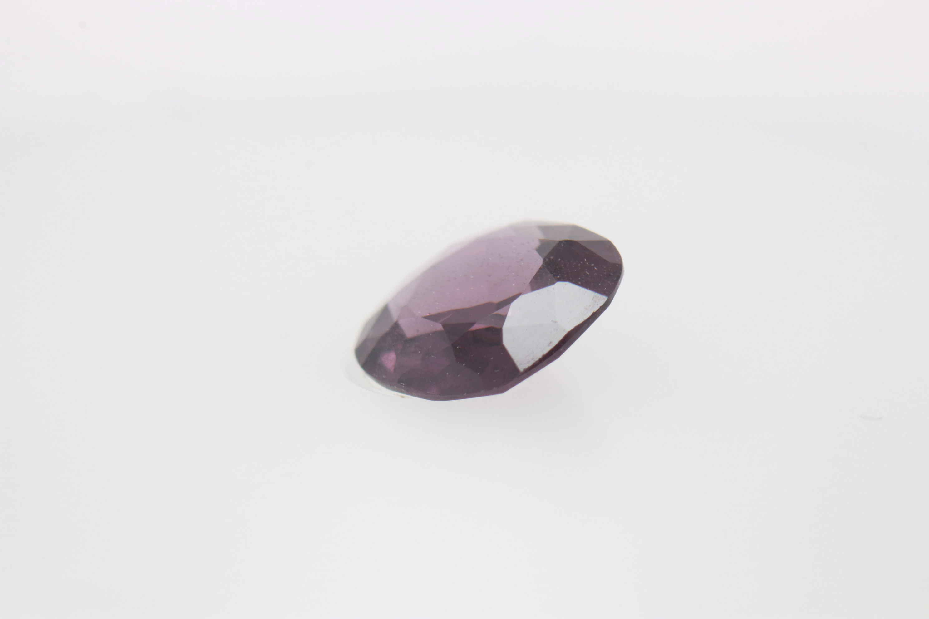 0.8ct Purple Spinel Vs1 Round Shape (0x6.1x2.4 mm) Unheated gemstone from Sri Lanka