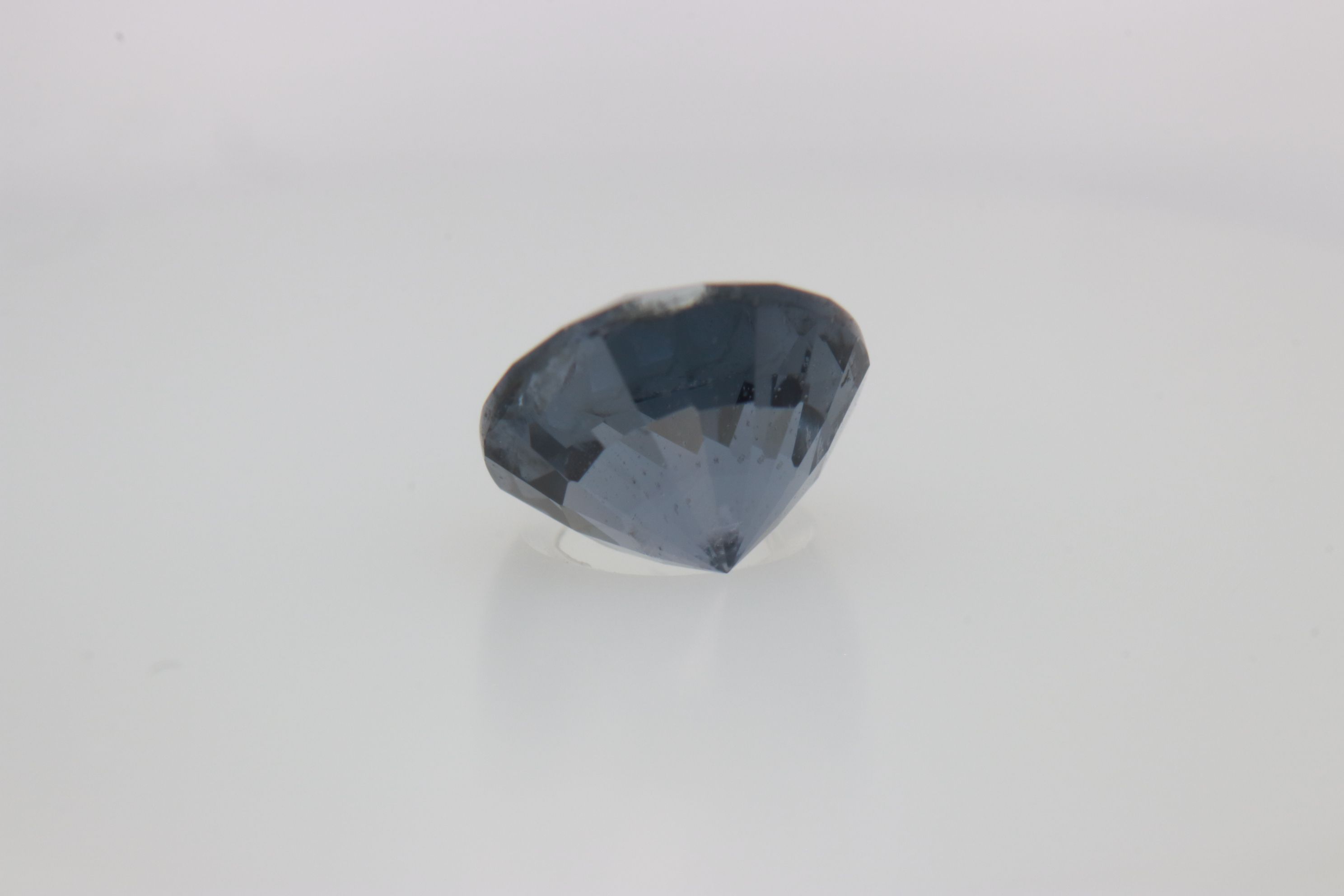 1.1ct Cobolt Spinel Vs1 Round Shape (0x6.1x4.5 mm) Unheated gemstone from Sri Lanka