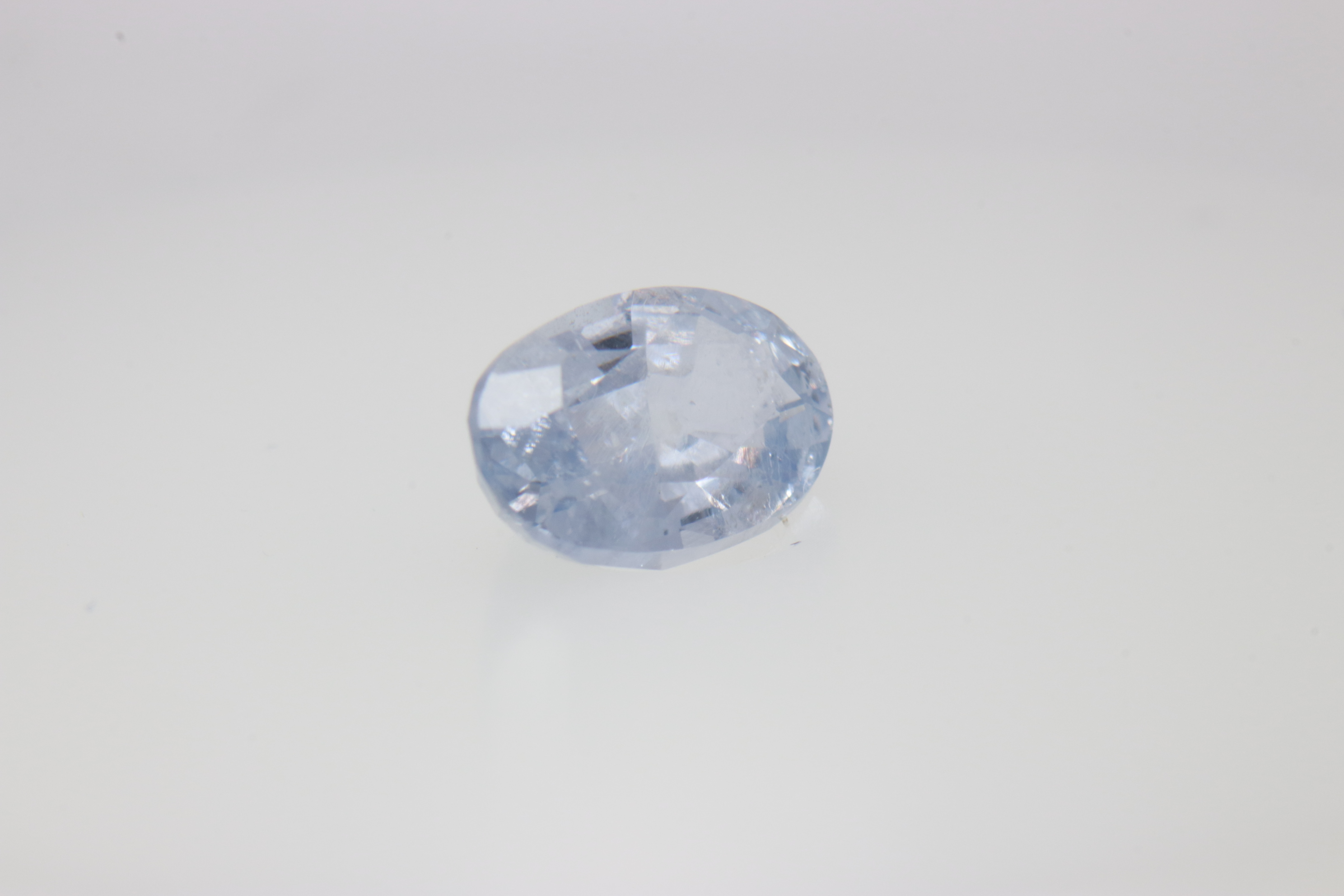 0.8ct Alice Blue Sapphire VVS Oval Shape (5.8x4.3x3 mm) Unheated gemstone from Sri Lanka