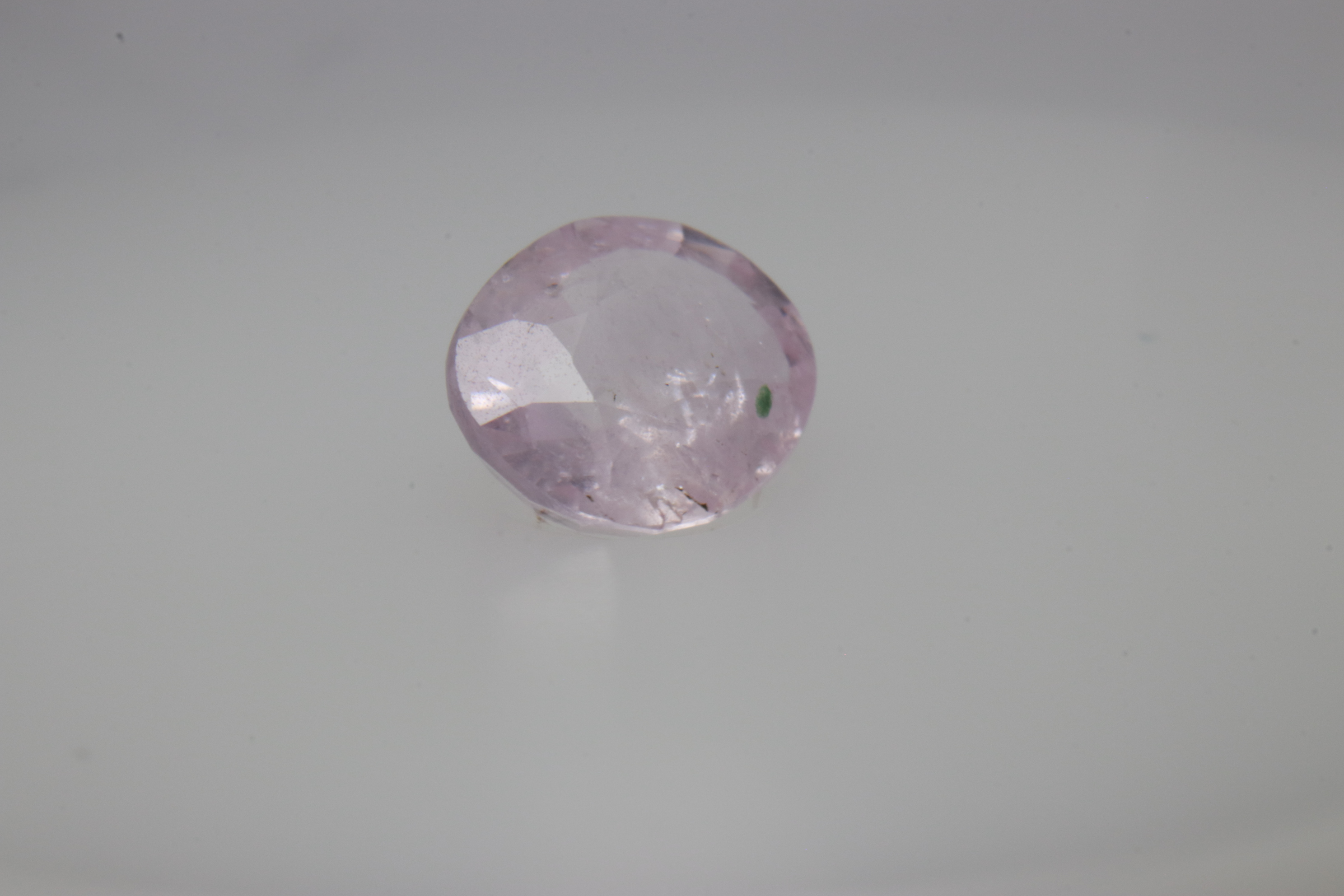 0.8ct Light Pink Sapphire Vs1 Oval Shape (6.2x5.2x2.7 mm) Unheated gemstone from Sri Lanka