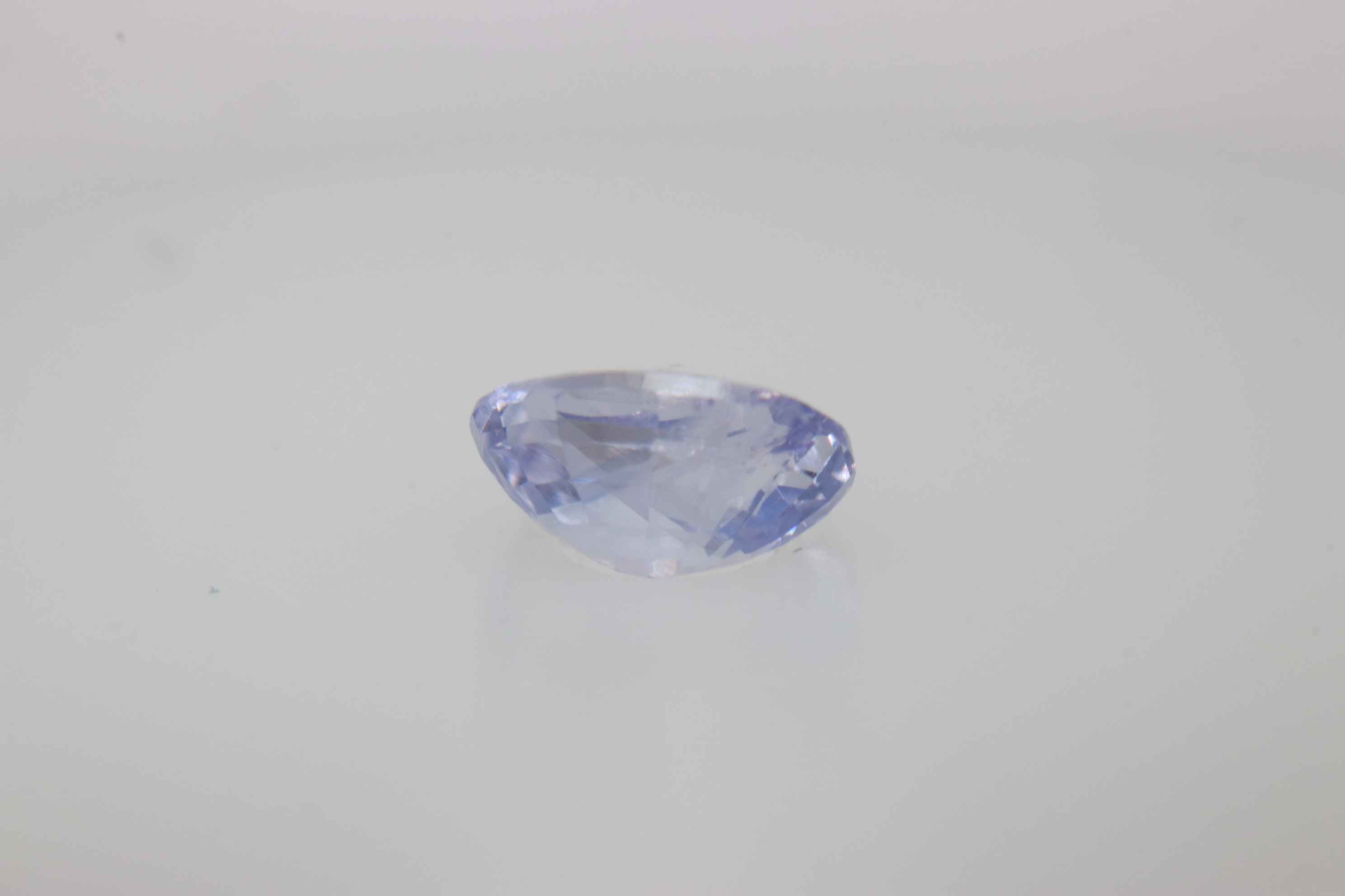 0.8ct Alice Blue Sapphire VVS Oval Shape (5.9x4.8x2.8 mm) Unheated gemstone from Sri Lanka
