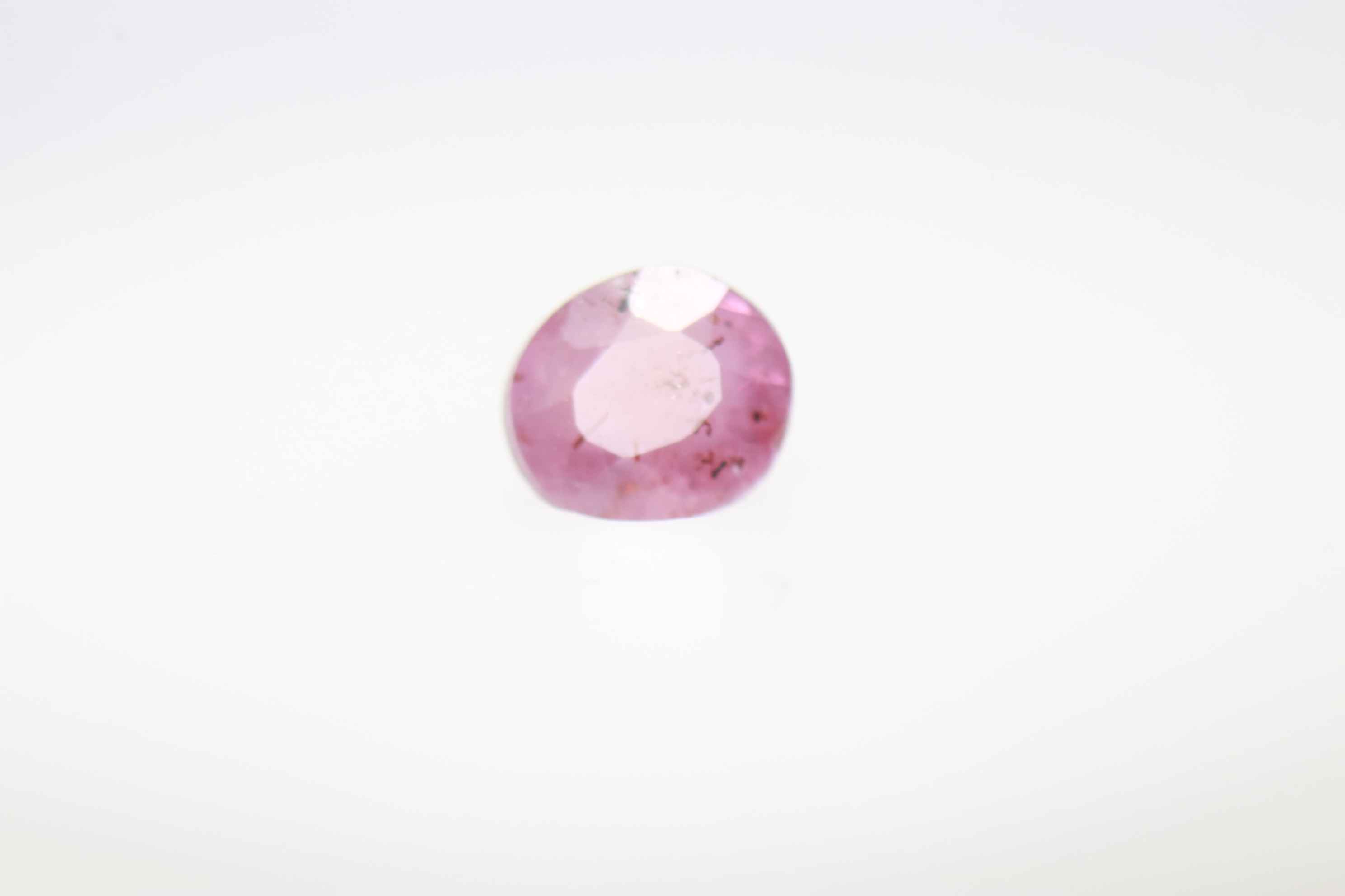 0.5ct Alice Blue Padparadscha SI1 Oval Shape (4.9x3.8x2.8 mm) Unheated gemstone from Sri Lanka