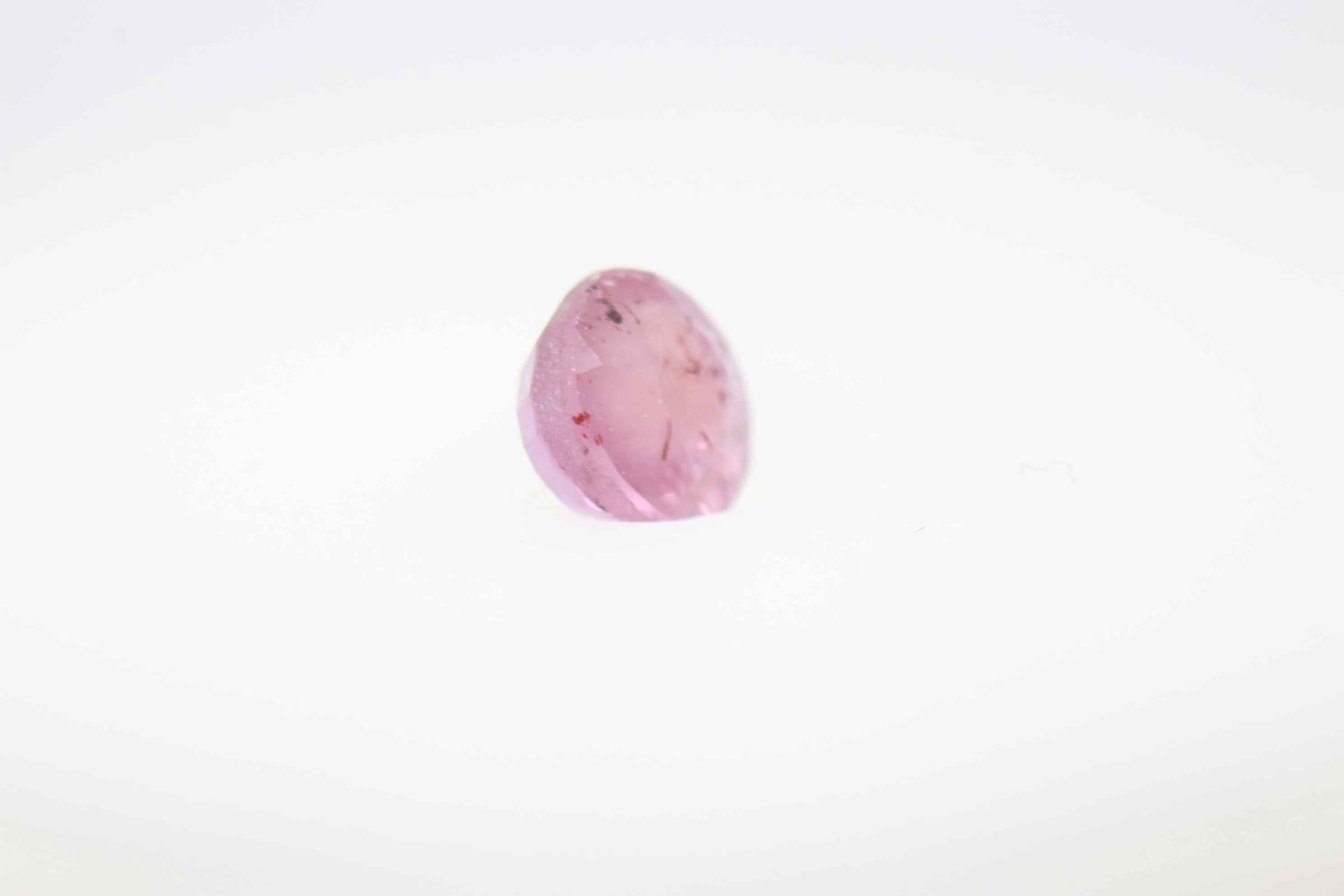 0.5ct Alice Blue Padparadscha SI1 Oval Shape (4.9x3.8x2.8 mm) Unheated gemstone from Sri Lanka