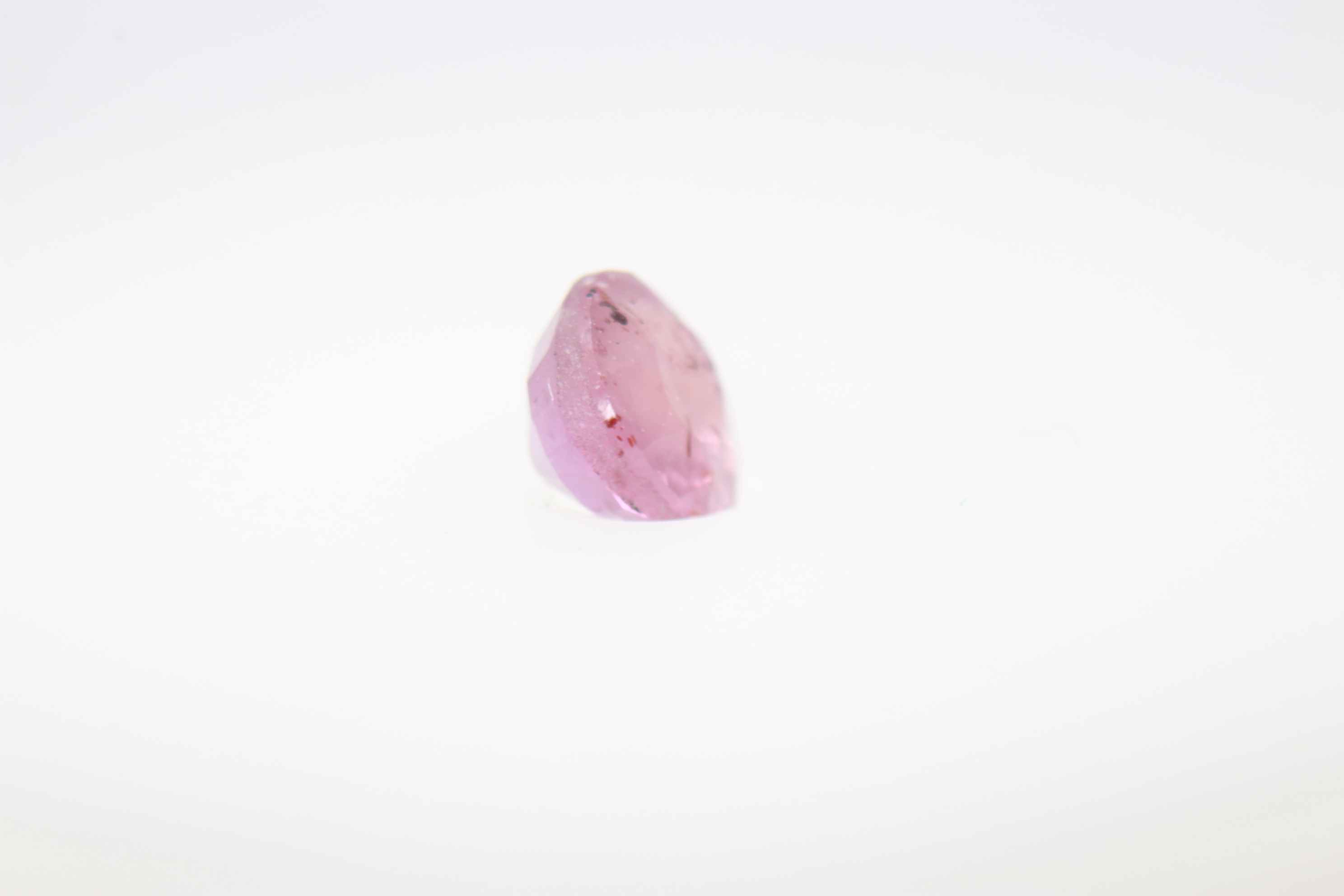 0.5ct Alice Blue Padparadscha SI1 Oval Shape (4.9x3.8x2.8 mm) Unheated gemstone from Sri Lanka