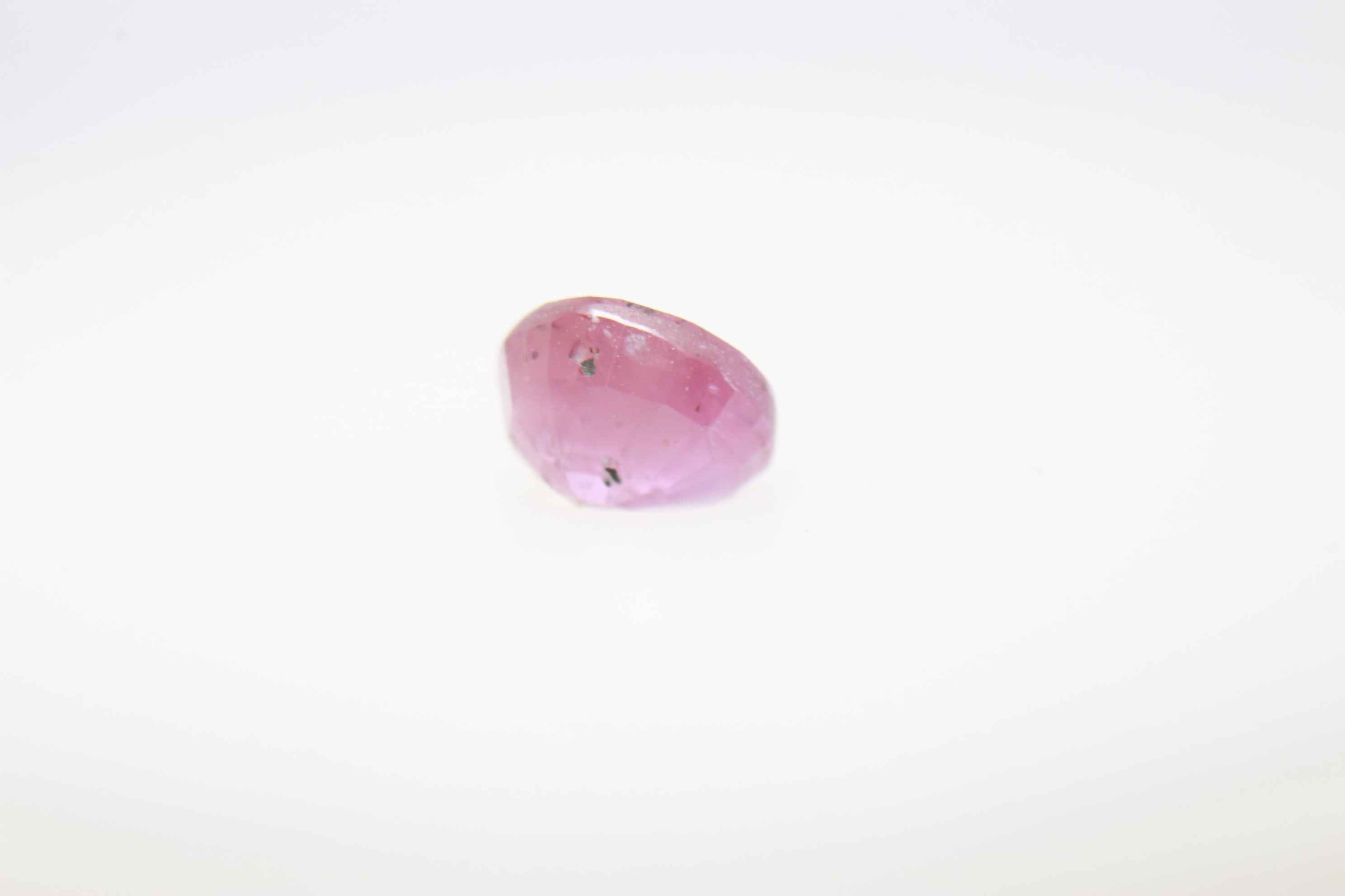 0.5ct Alice Blue Padparadscha SI1 Oval Shape (4.9x3.8x2.8 mm) Unheated gemstone from Sri Lanka