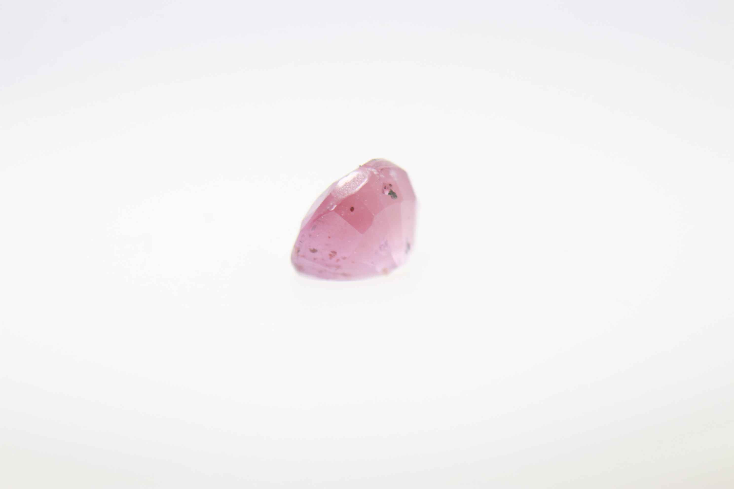 0.5ct Alice Blue Padparadscha SI1 Oval Shape (4.9x3.8x2.8 mm) Unheated gemstone from Sri Lanka