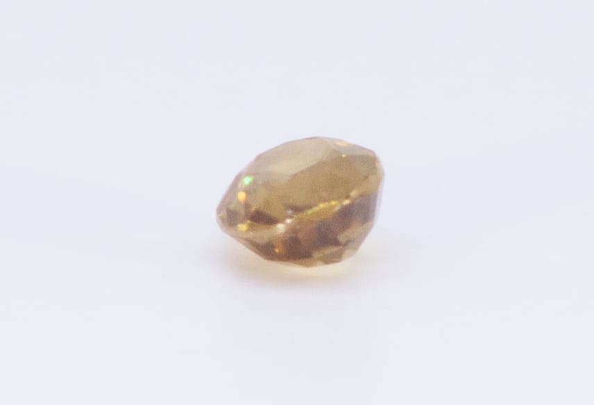 1.2ct Honey Garnet VVS Oval Shape (8.7x6.3x4 mm) Unheated gemstone from Sri Lanka