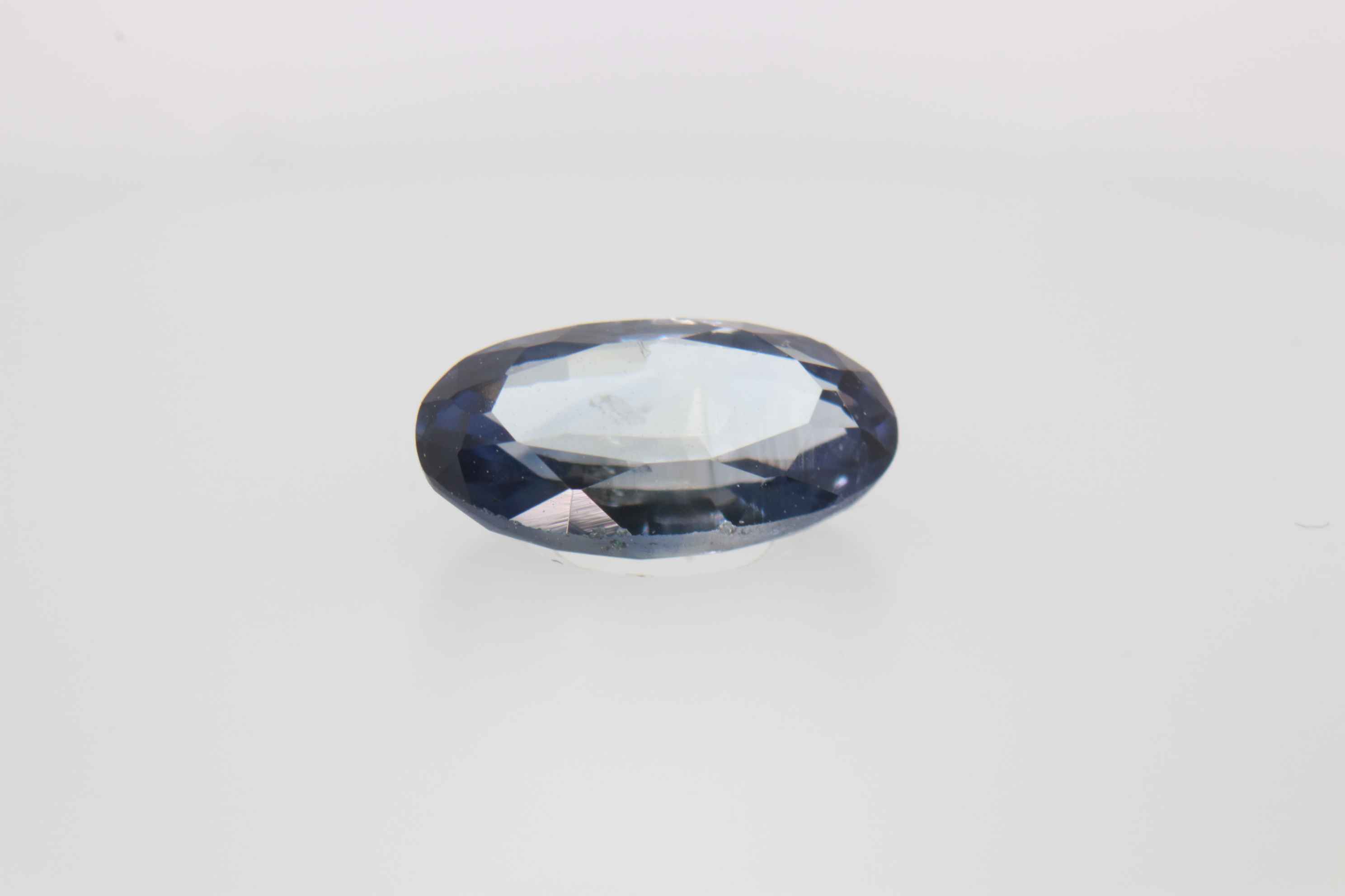 0.5ct Dodger Blue Spinel VVS1 Oval Shape (7.6x4.1x2.8 mm) Unheated gemstone from Sri Lanka