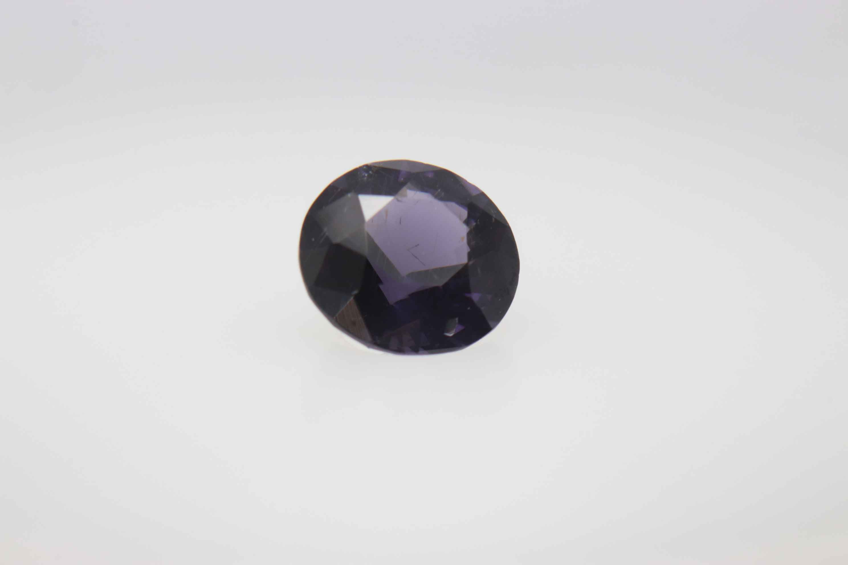 0.8ct Cobolt Spinel Vs Round Shape (0x5.7x4.1 mm) Unheated gemstone from Sri Lanka