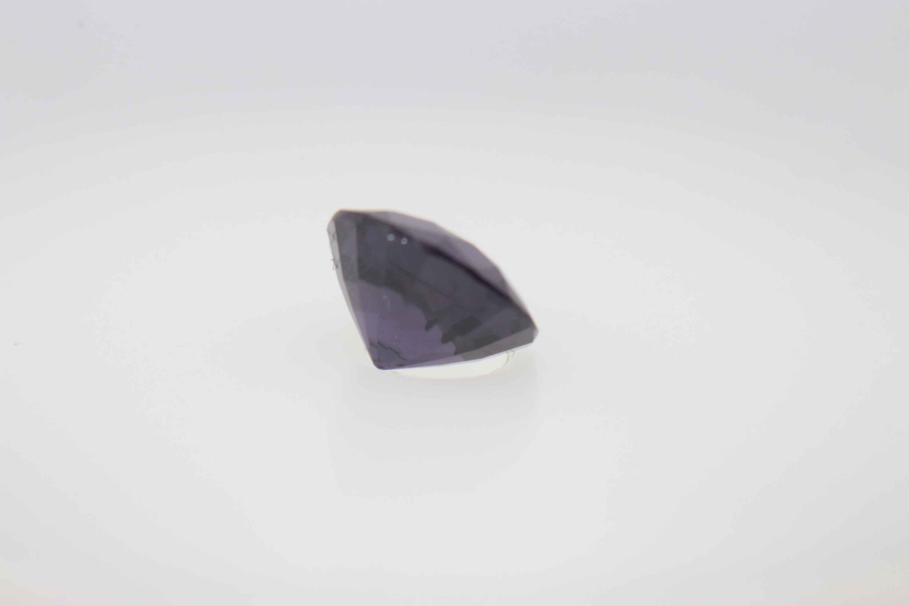 0.8ct Cobolt Spinel Vs Round Shape (0x5.7x4.1 mm) Unheated gemstone from Sri Lanka