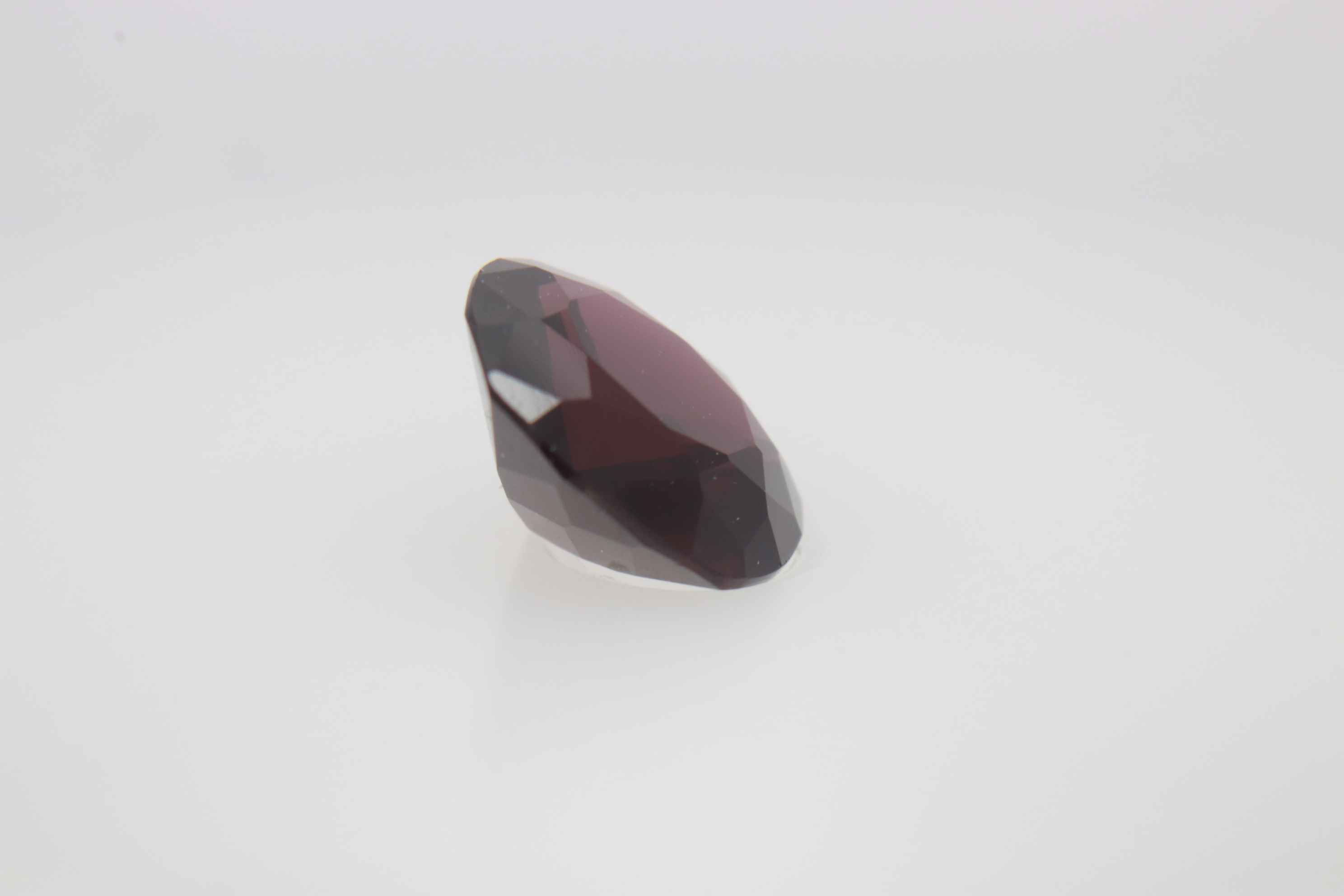 1.1ct Dark Red Spinel VVS1 Princess Shape (6.6x6.5x3.3 mm) Unheated gemstone from Sri Lanka