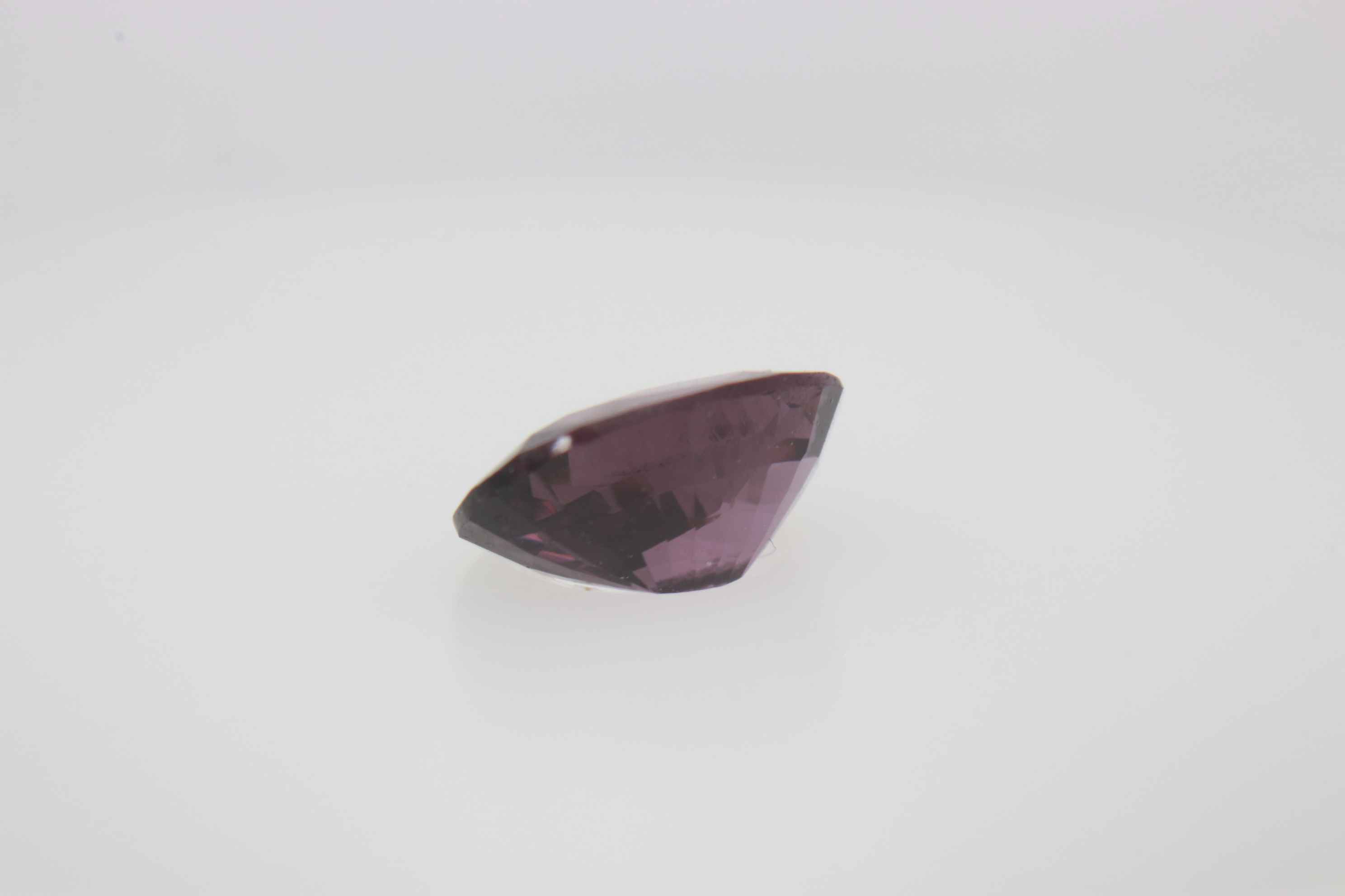 0.7ct Medium Purple Spinel Vs1 Oval Shape (6.7x5.1x3.2 mm) Unheated gemstone from Sri Lanka