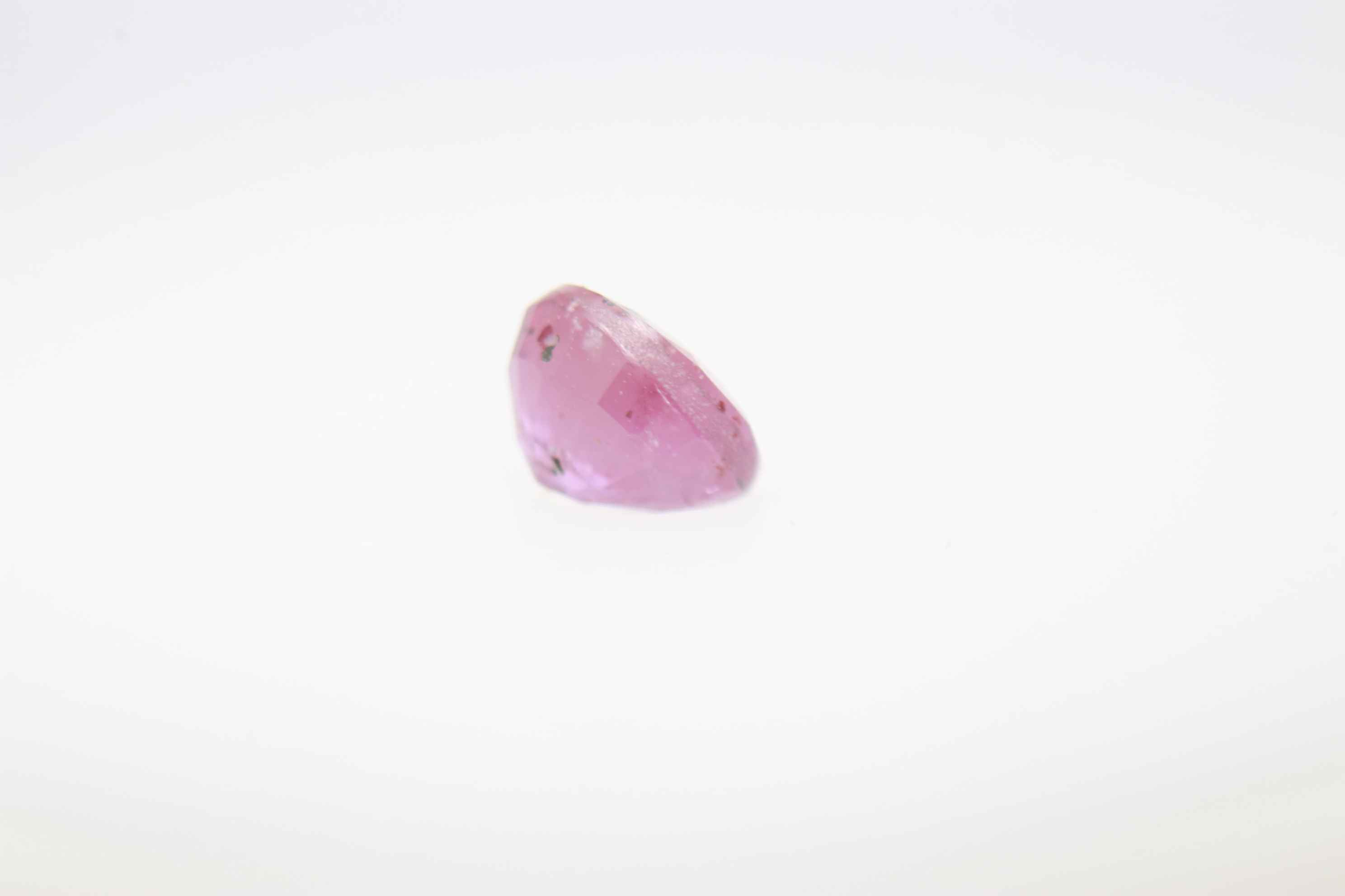 0.5ct Light Pink Padparadscha SI1 Oval Shape (4.9x3.8x2.8 mm) Unheated gemstone from Sri Lanka