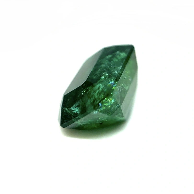 8.95ct Dark Green Emerald Twinning wisp Emerald Shape (14x10x9.4 mm) Unheated gemstone from Zambia