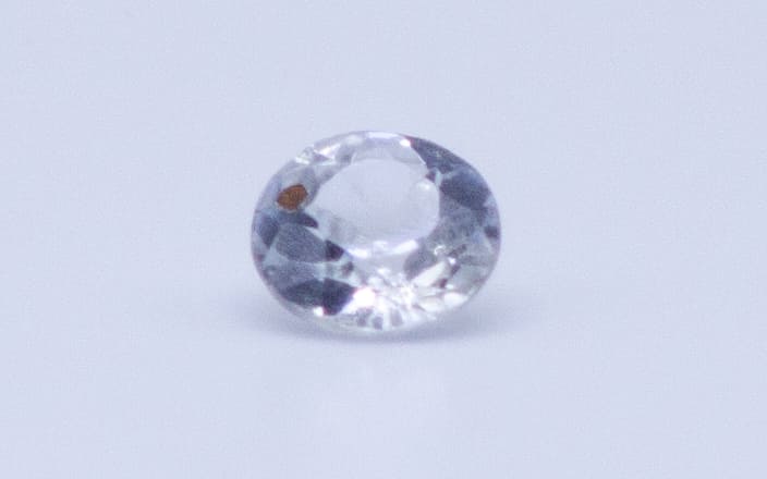 1ct White Sapphire SI1 Round Shape (5.7x0x3.5 mm) Unheated gemstone from Sri Lanka