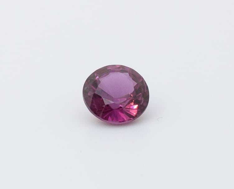 1.4ct Hot Pink Tourmaline VVS Round Shape (6.5x4.1x0 mm) Unheated gemstone from Sri Lanka