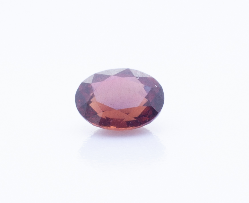 0.5ct Red Spinel VVS Oval Shape (5.2x4.2x2.7 mm) Unheated gemstone from Sri Lanka