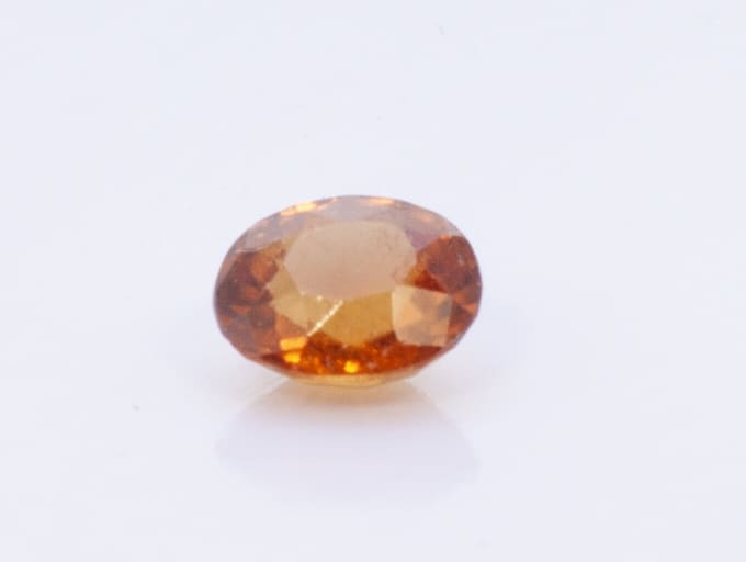 1.5ct Orange Citrine VVS1 Oval Shape (7.4x6.2x4.1 mm) Unheated gemstone from Sri Lanka