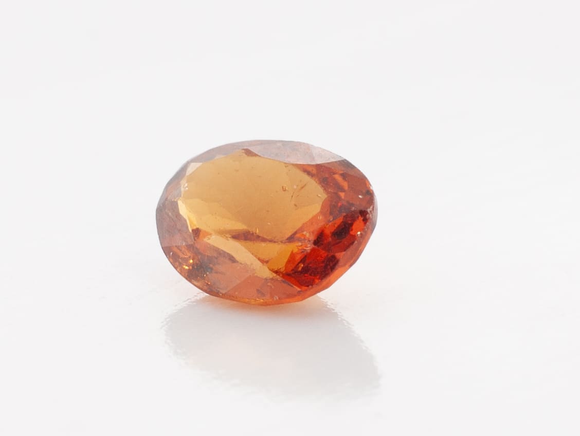 1.45ct Orange Citrine VVS Oval Shape (7.8x6x3.6 mm) Unheated gemstone from Sri Lanka