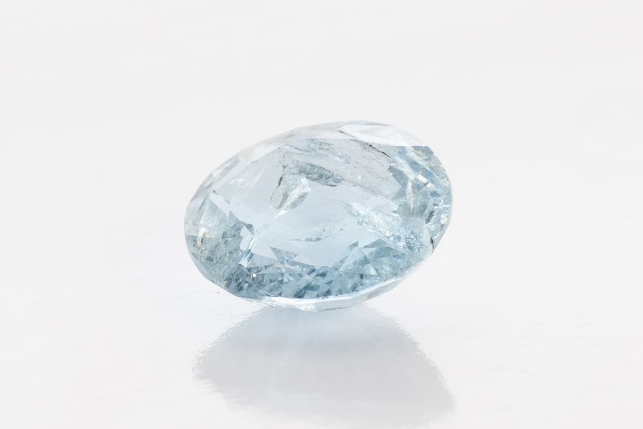 2.3ct Blue Aquamarine Feather Round Shape (0x9x4.5 mm) Unheated gemstone from Sri Lanka