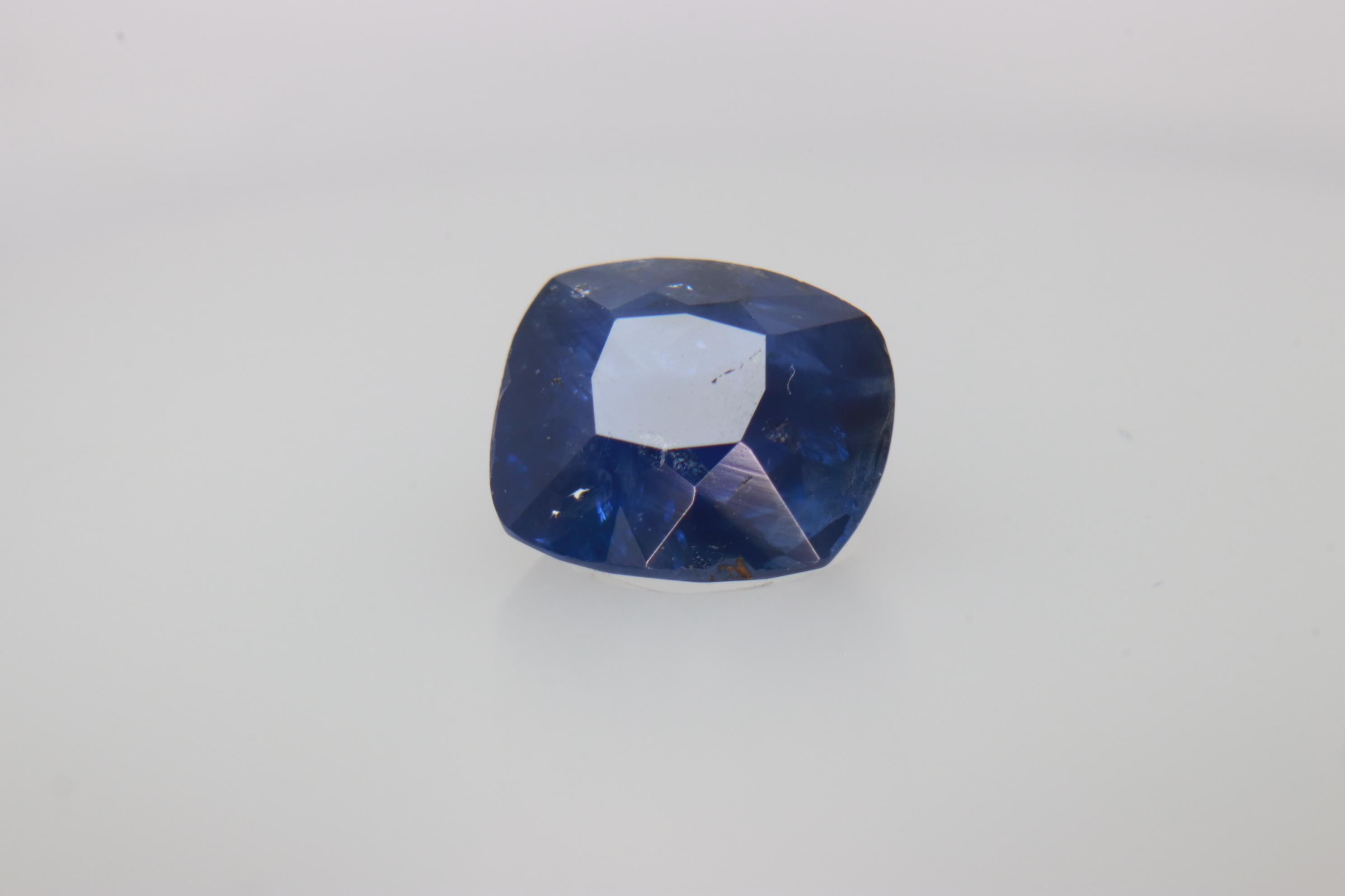 1.1ct Blue Sapphire SI1 Antique Cushion Shape (6x5.7x3.4 mm) Heated gemstone from Sri Lanka